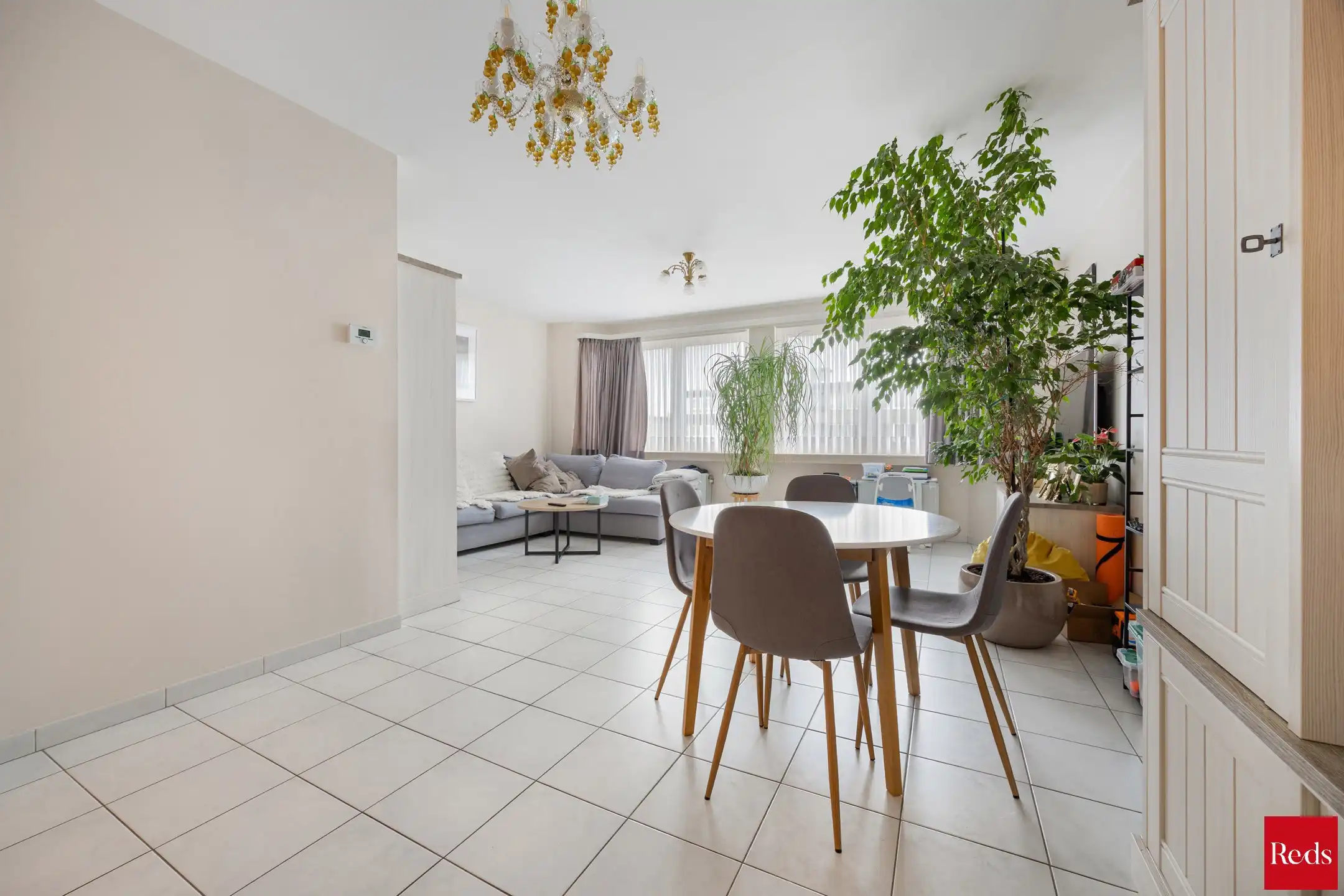 Opbrengsteigendom met 3 verhuurde appartementen nabij stad  foto 22