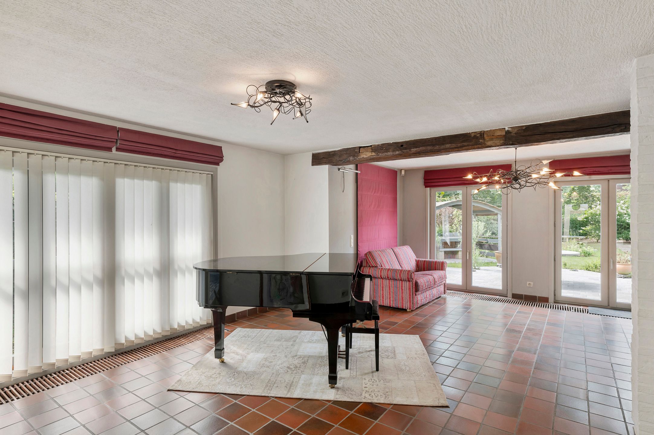 Charmante woning nabij het centrum van Heide foto 7