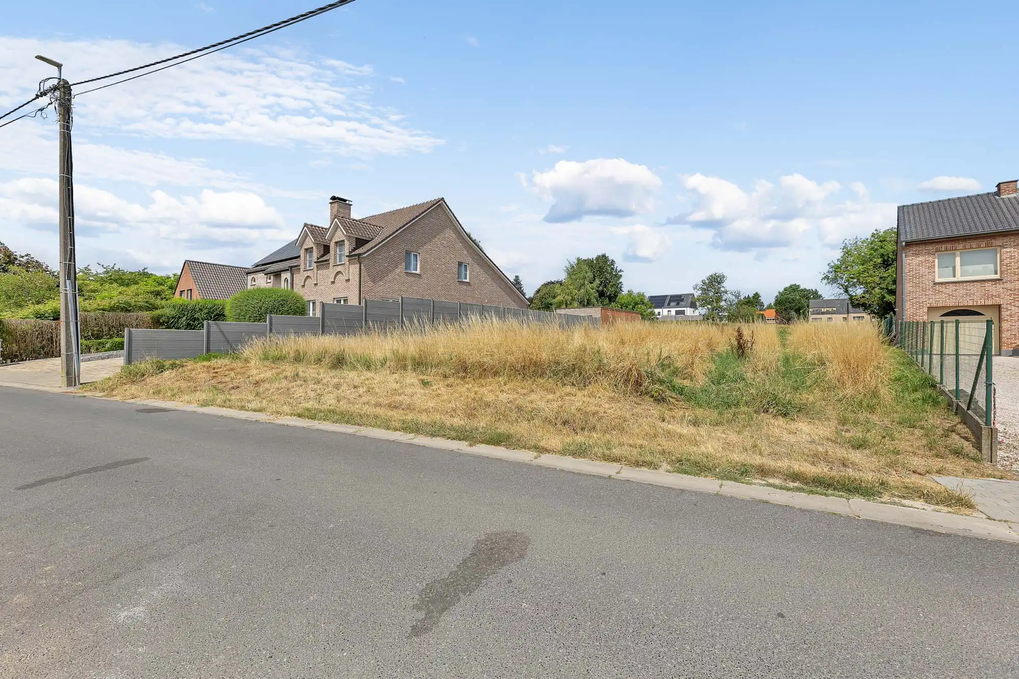 Bouwgrond voor OB in doodlopende straat foto 3