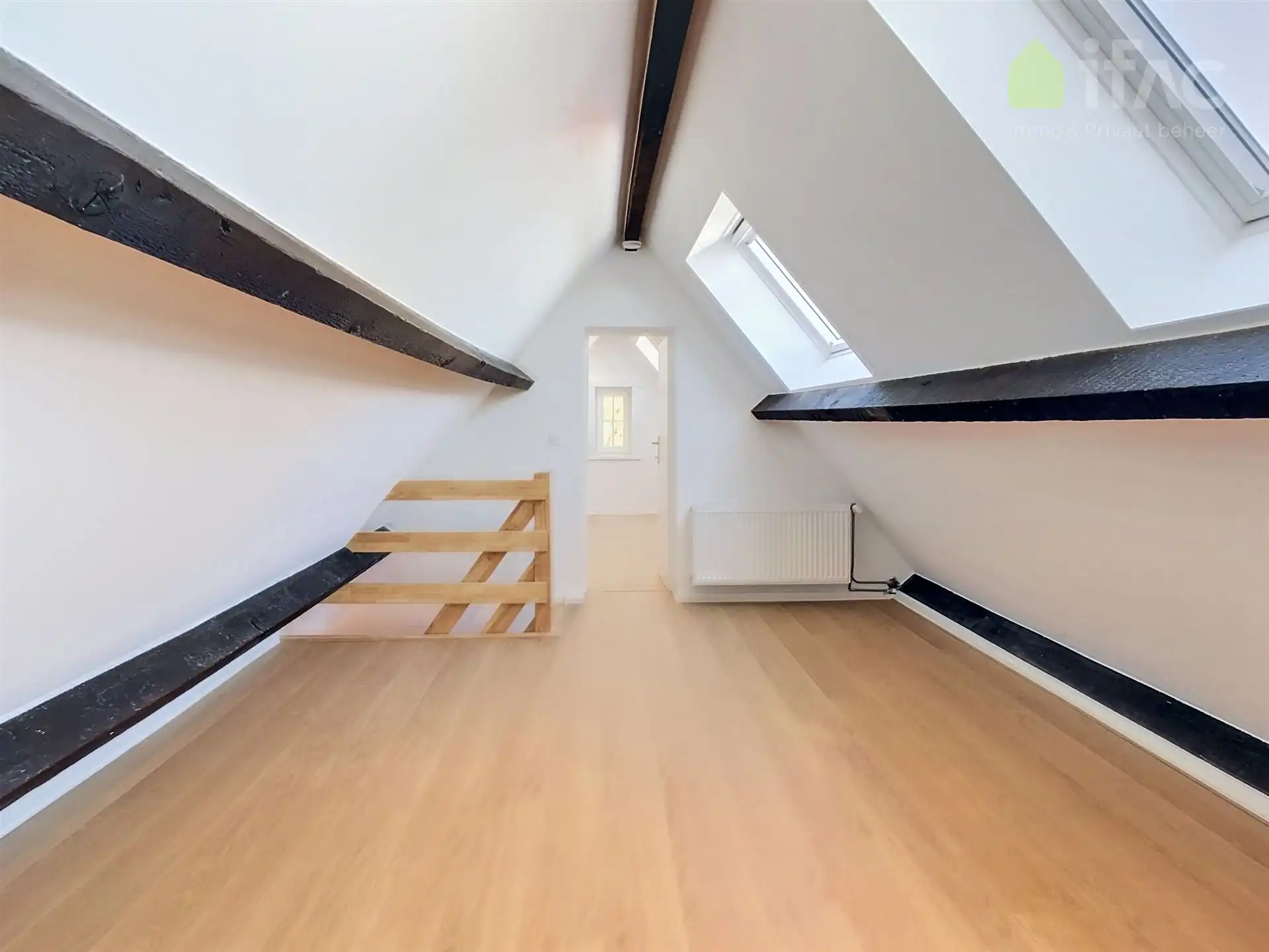 Villa op toplocatie met prachtige tuin foto 24