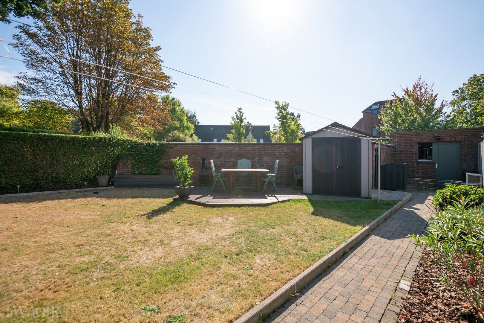 Charmante HOB met zuidgerichte tuin en garage in Brasschaat. foto 16