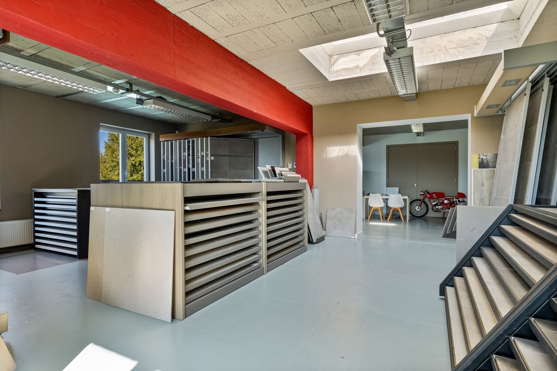 Exclusieve eigendom met loods, showroom en luxe voorzieningen in hartje Asse! foto 25