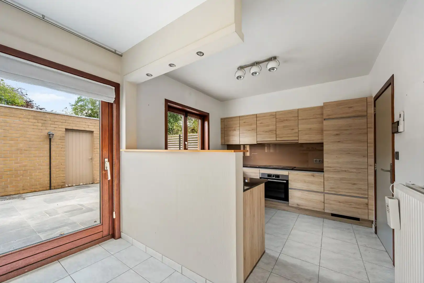 Vrijstaande woning met 3 slaapkamers, verzorgde tuin en garage in Ledegem foto 7