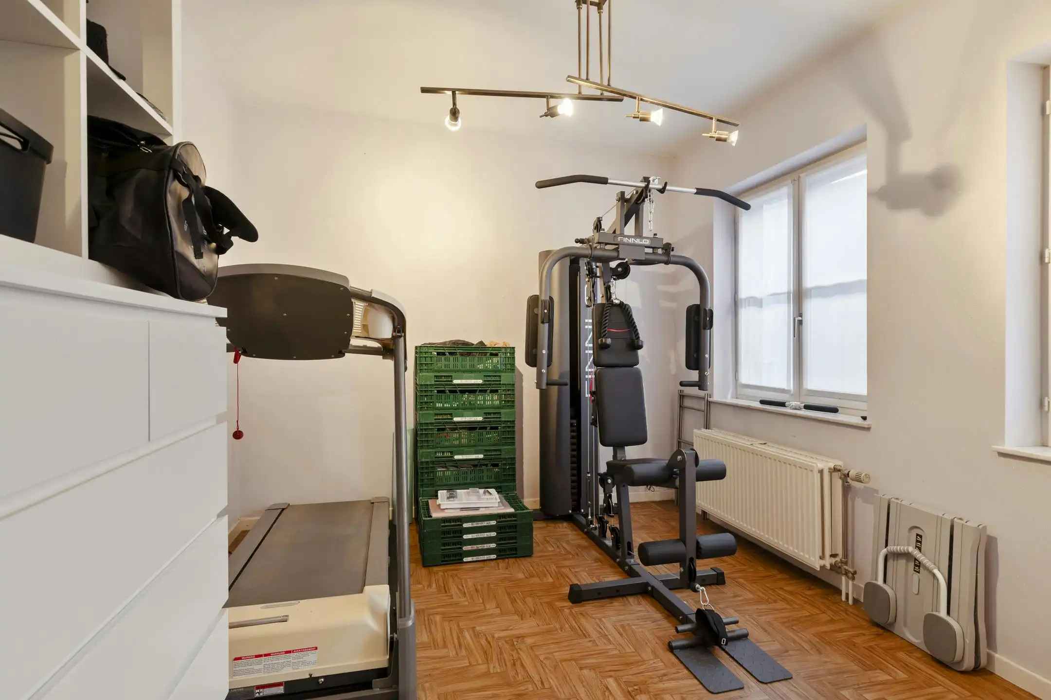 Ruime bungalow met gastenverblijf of ruimte voor bijberoep foto 12