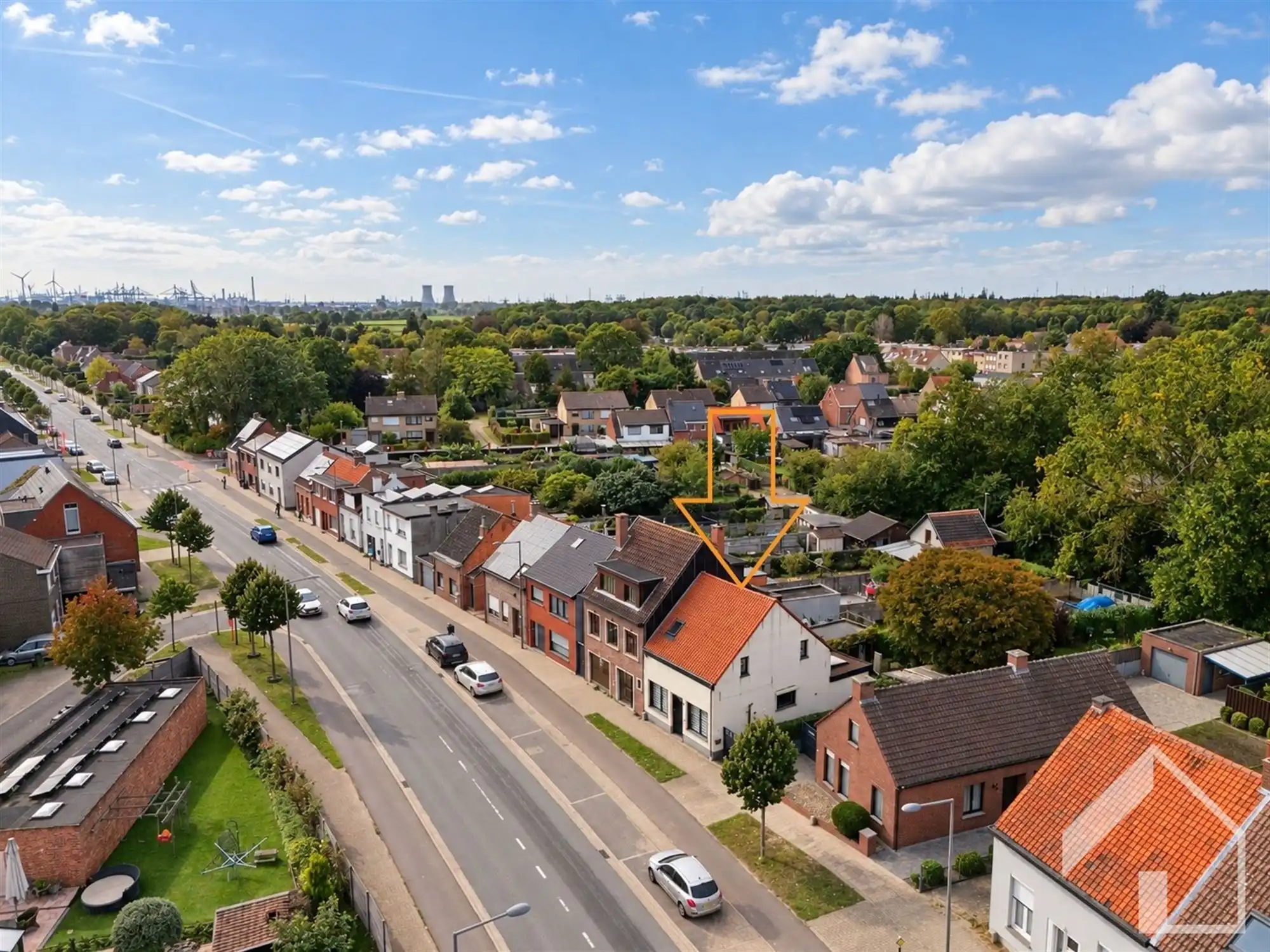 Woonhuis met potentieel, zij-ingang en prachtige tuin foto 21