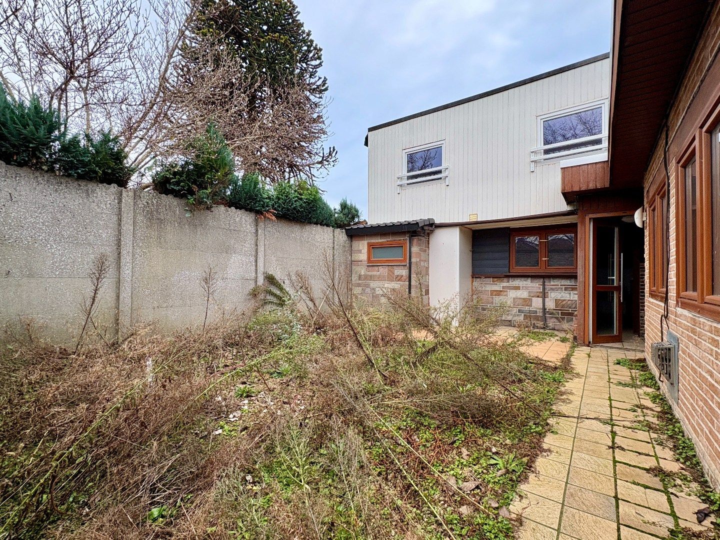 Verrassend aangename woning nabij het centrum van Kuurne met tuin en garage. foto 3