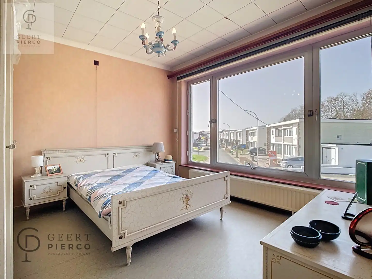 Leuke halfopen woonst op een topligging in Landen foto 14