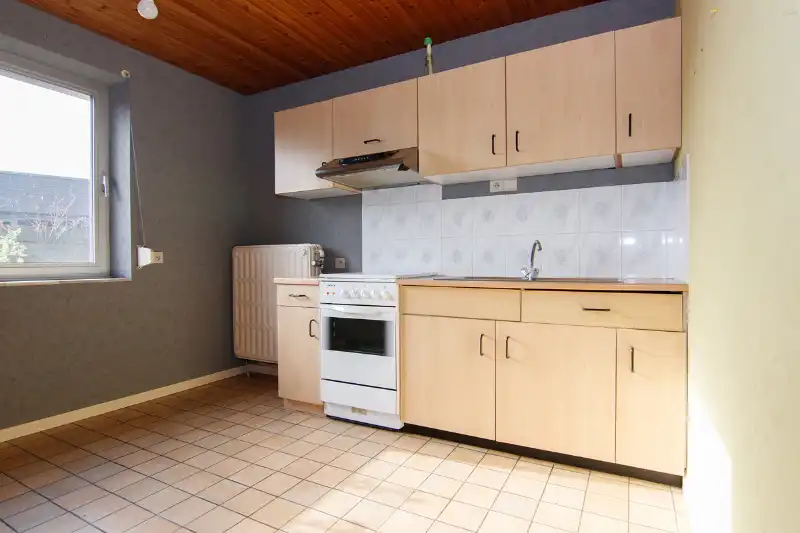 Te renoveren (uitbreidbare) woning (6% btw) of sloop/heropbouw op een rustig gelegen perceel van +- 11are op wandelafstand van het centrum van Diepenbeek! foto 13
