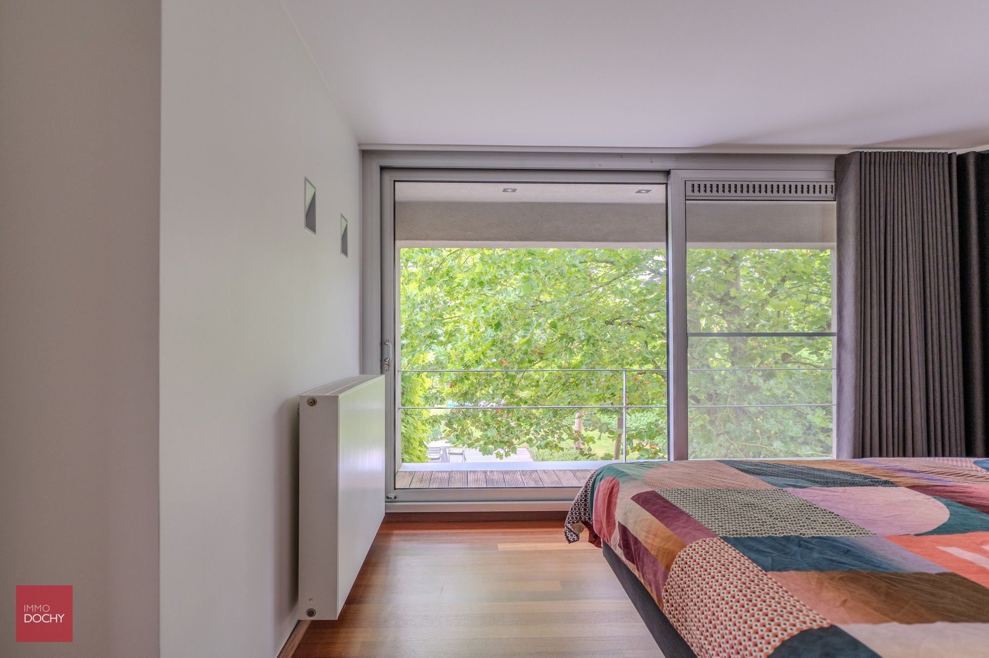 Afgeschermd van het dorpszicht tijdloze ruime VILLA met landelijk verzicht | Durmstraat foto 8