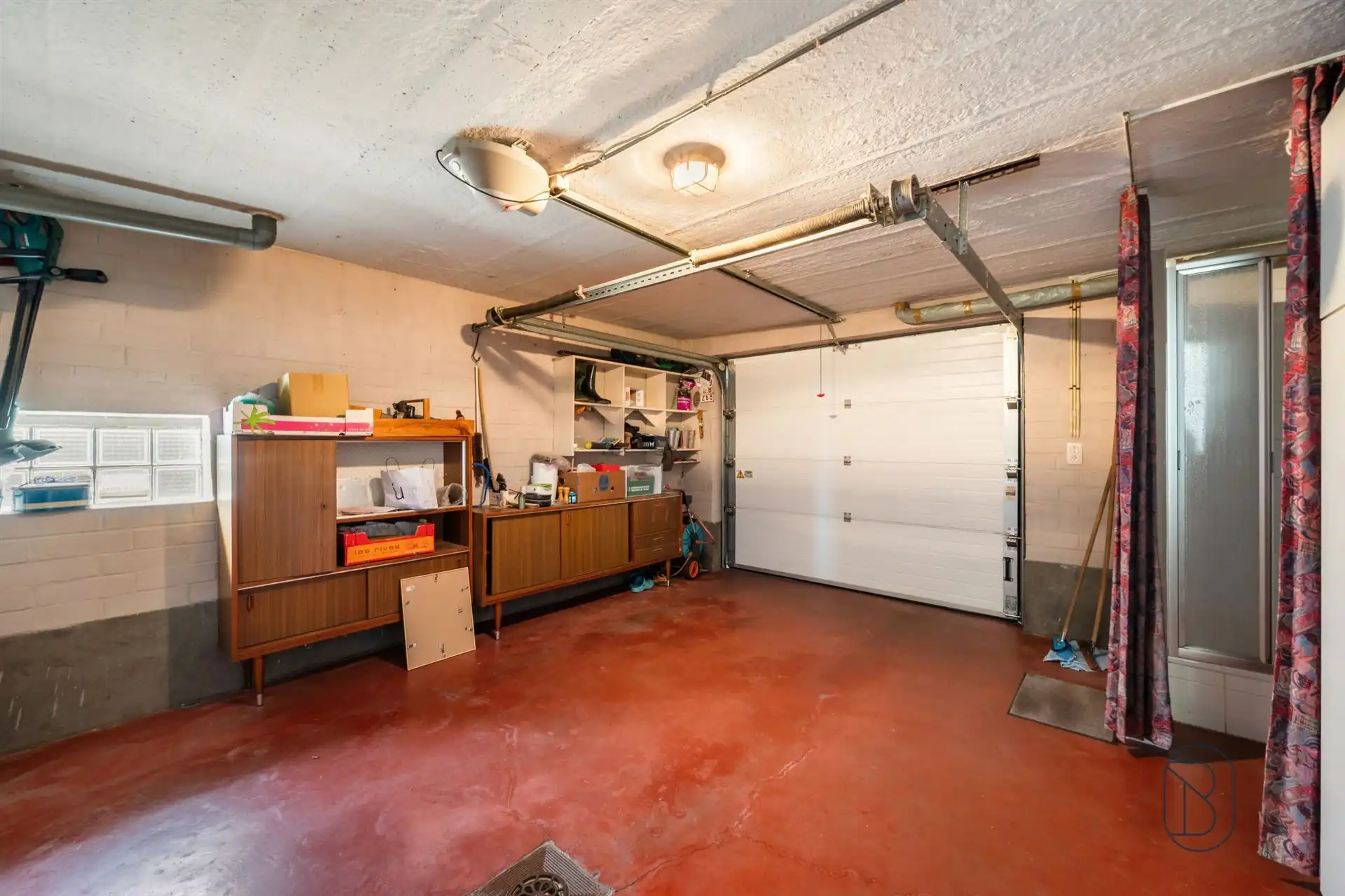 Degelijke woning (onderkelderd) + aparte garage en tuin.  foto 21