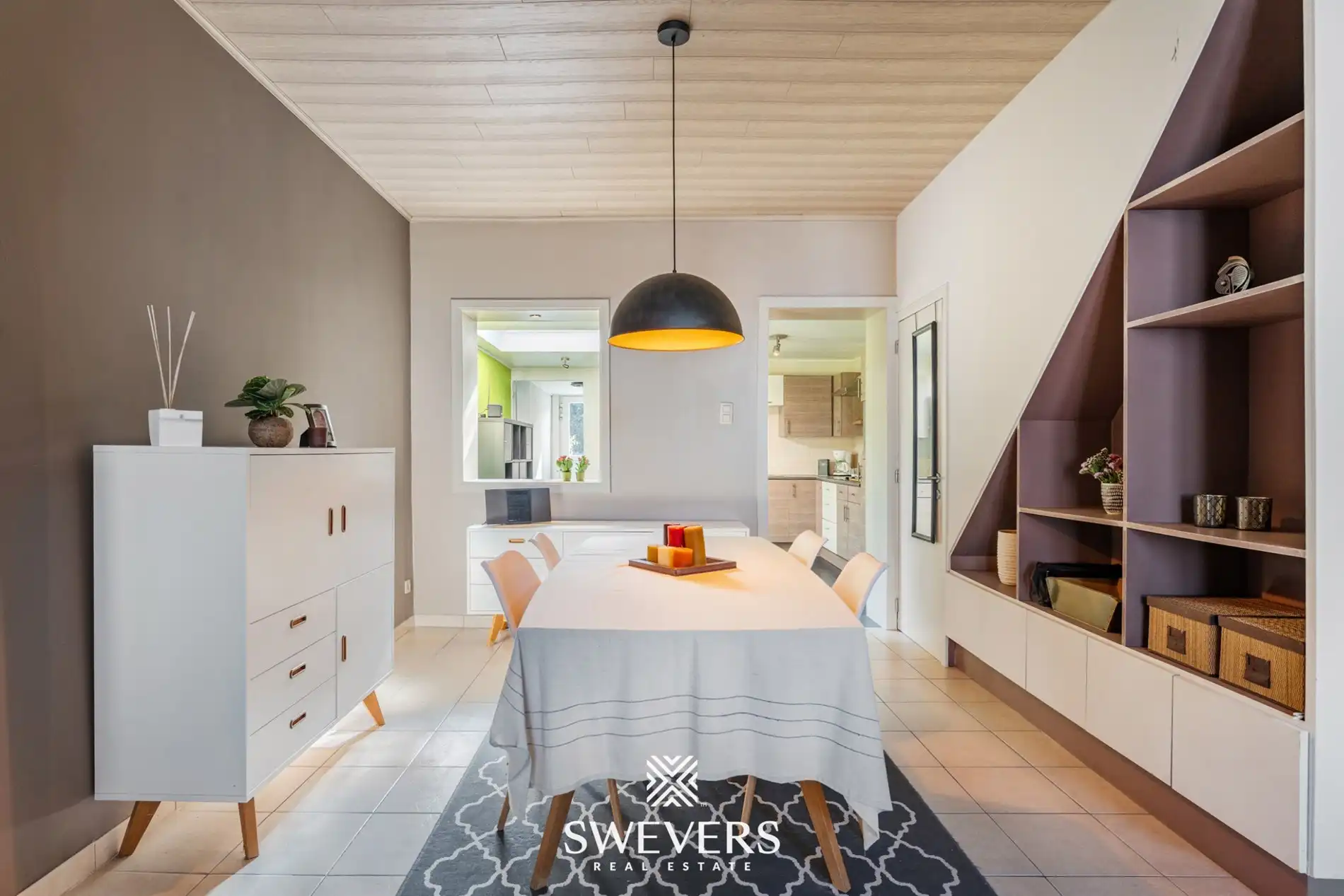 Charmante gerenoveerde woning met 2 slaapkamers en ruime zolder foto 6