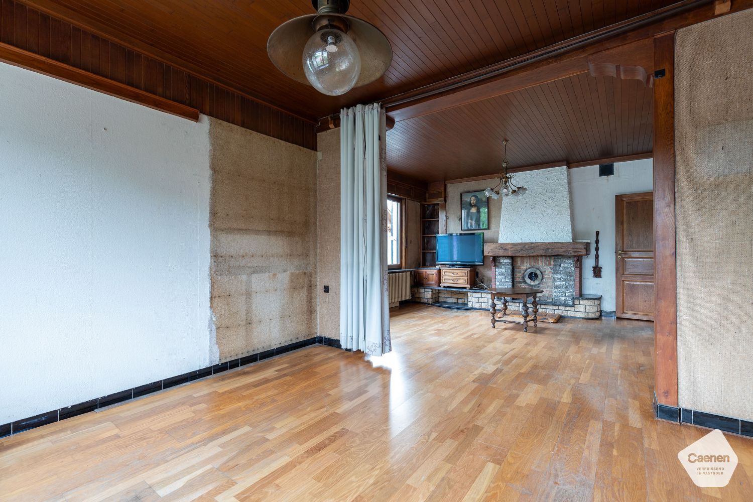 Constructief sterke woning in een residentiële buurt op een perceel van 1035m² foto 4