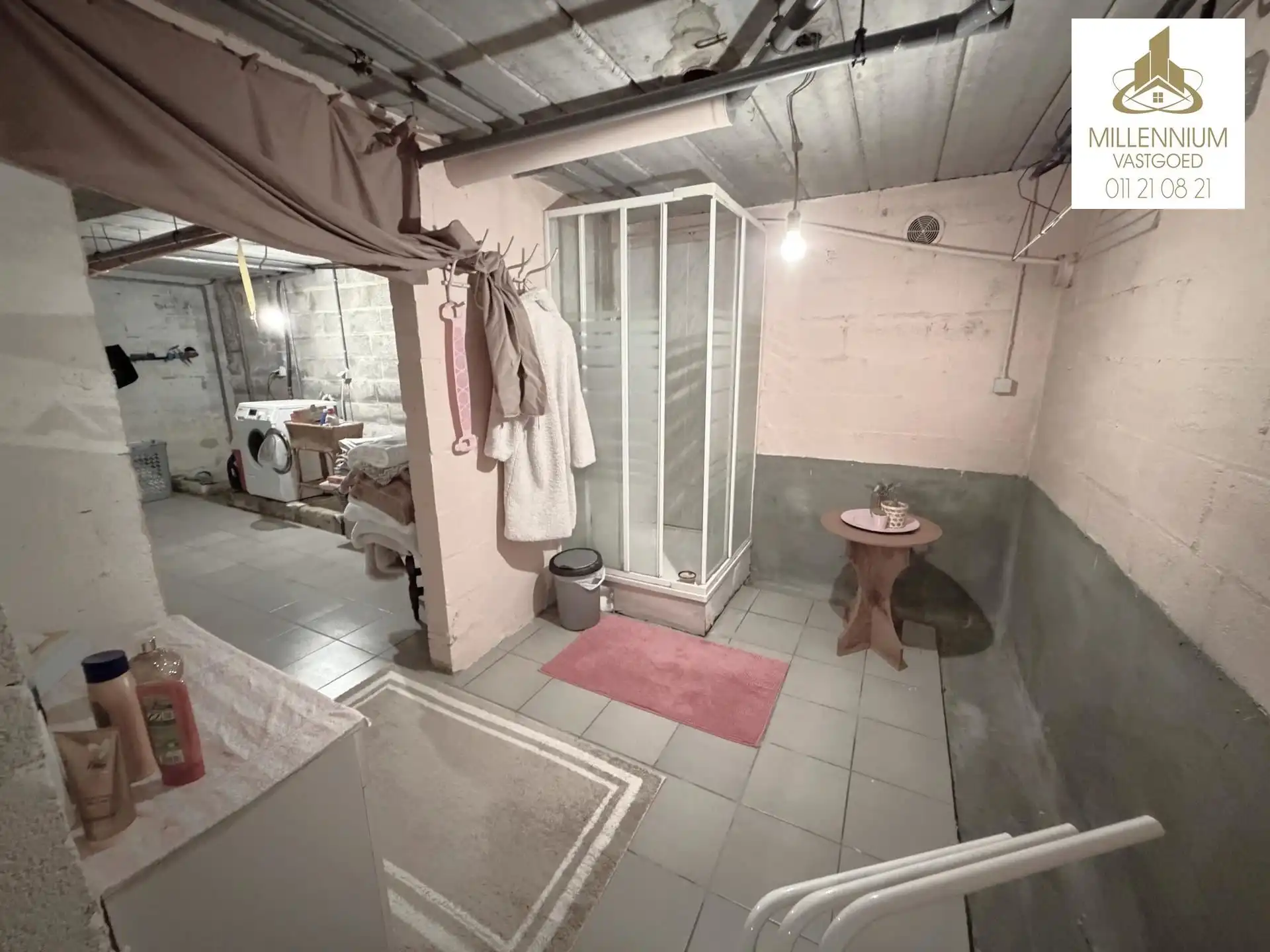Ruime 3-slpk woning zwembad  foto 49