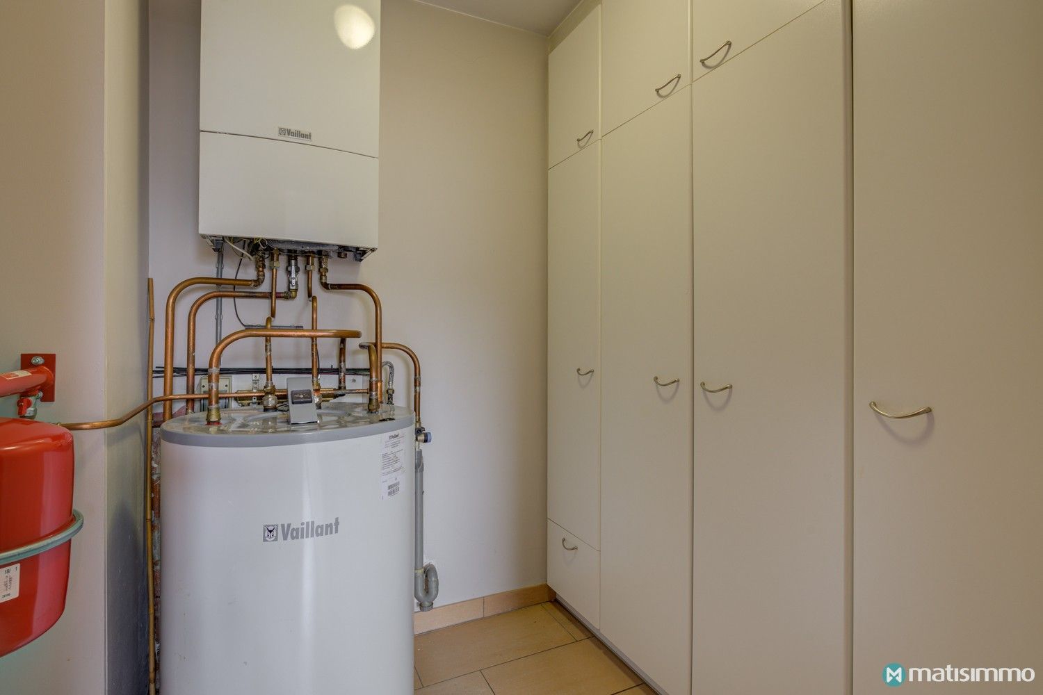 ZEER RUIM ENERGIEZUINIG APPARTEMENT MET 3 SLAAPKAMERS , GARAGE EN PARKEERPLAATS IN HET CENTRUM VAN AS foto 15