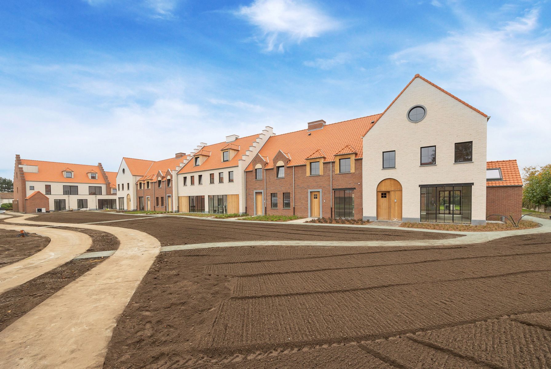 Stijlvol wonen in de schaduw van de St-Michielskerk. foto 2