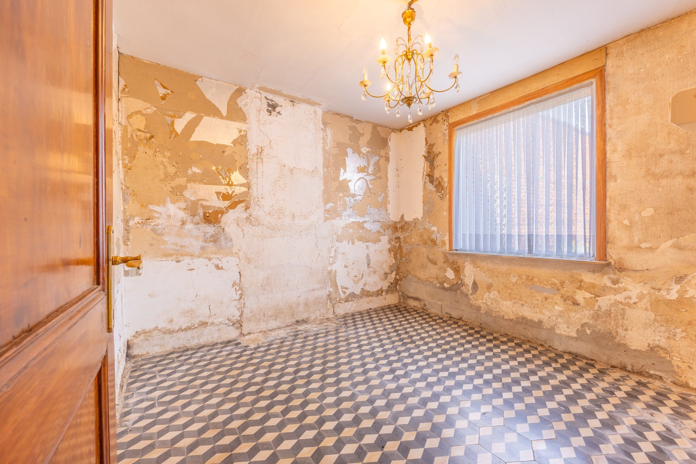 RUIME WONING MET 4 SLAAPKAMERS EN TUIN  foto 6