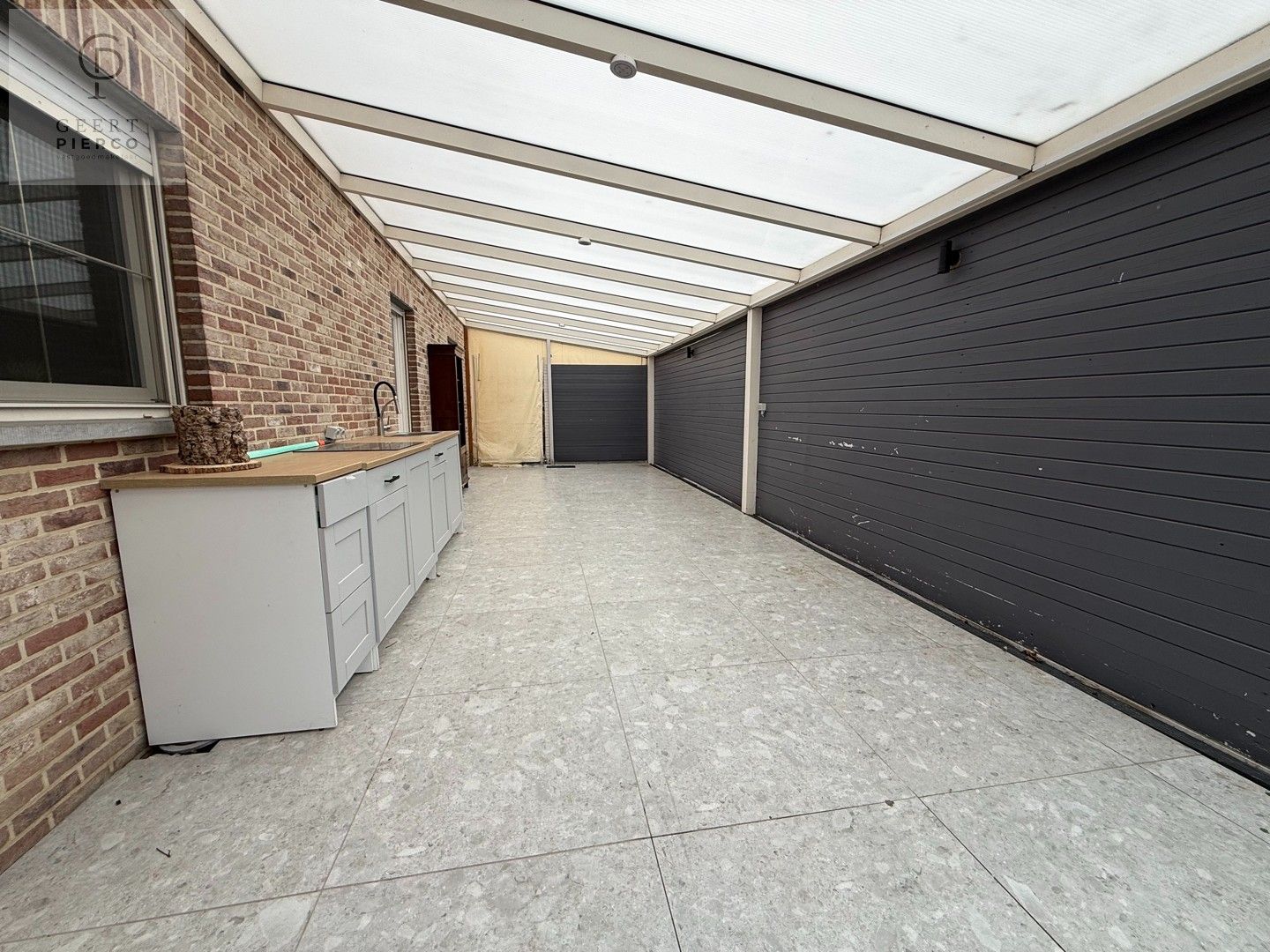 Knappe woning met ruimte foto 51