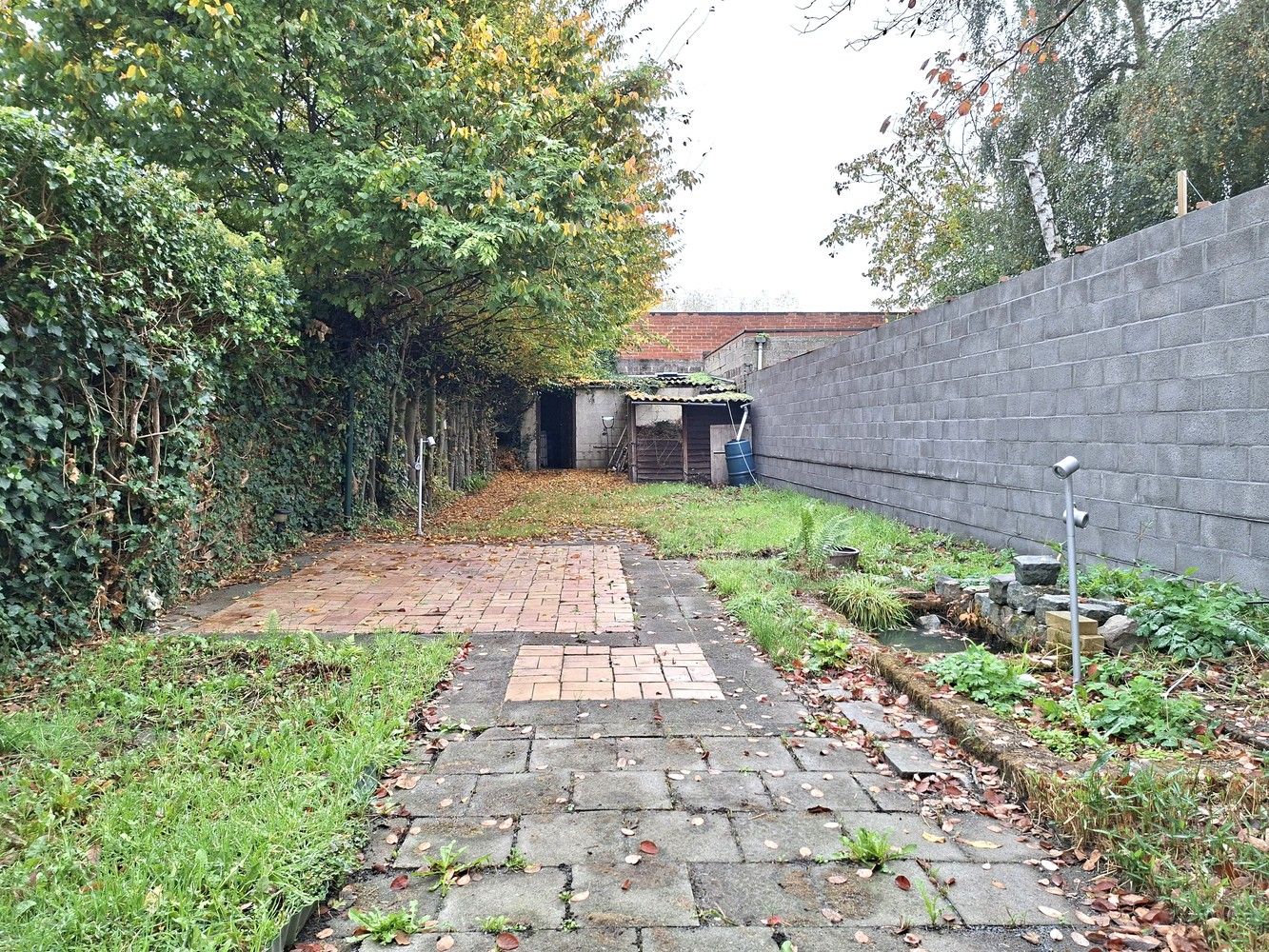 Licht te renoveren woning / 4 slaapkamers en tuin / centrale ligging foto 41