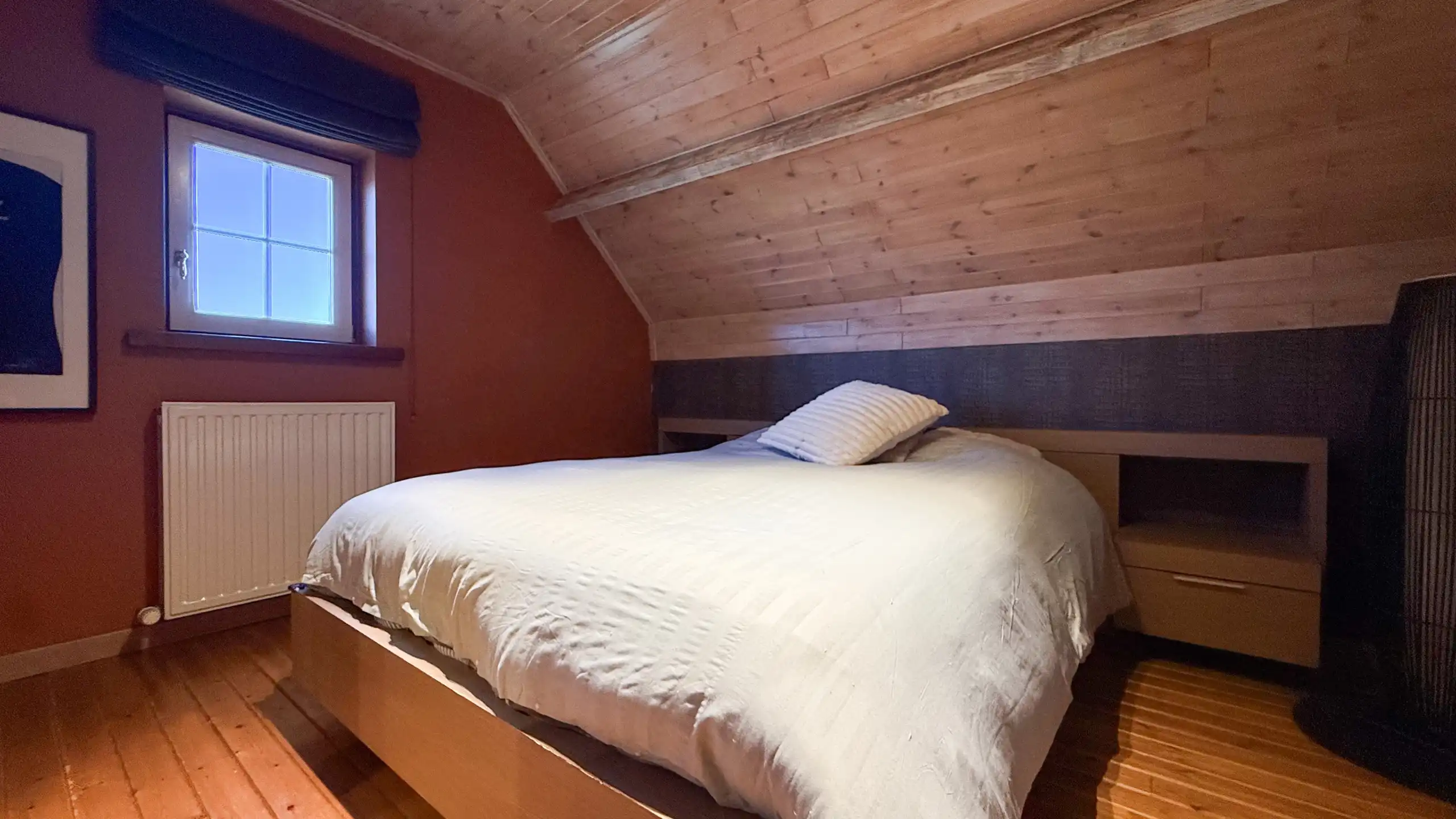 Instapklare gezinswoning met 5slpks, dubbele garage en tuin! foto 33