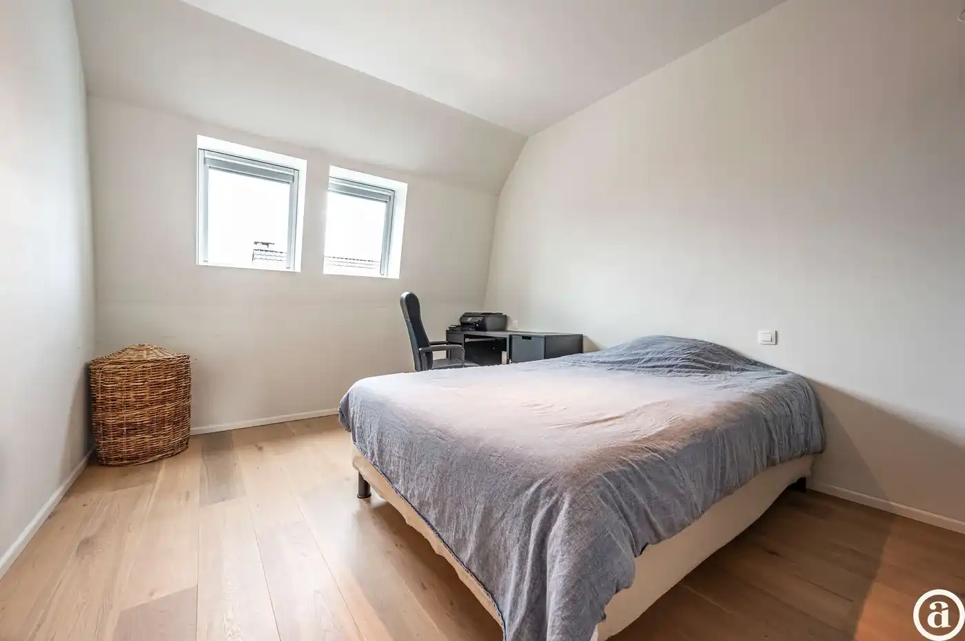 Recent appartement met groot terras, centrum Waregem [Stationsstraat]. foto 16