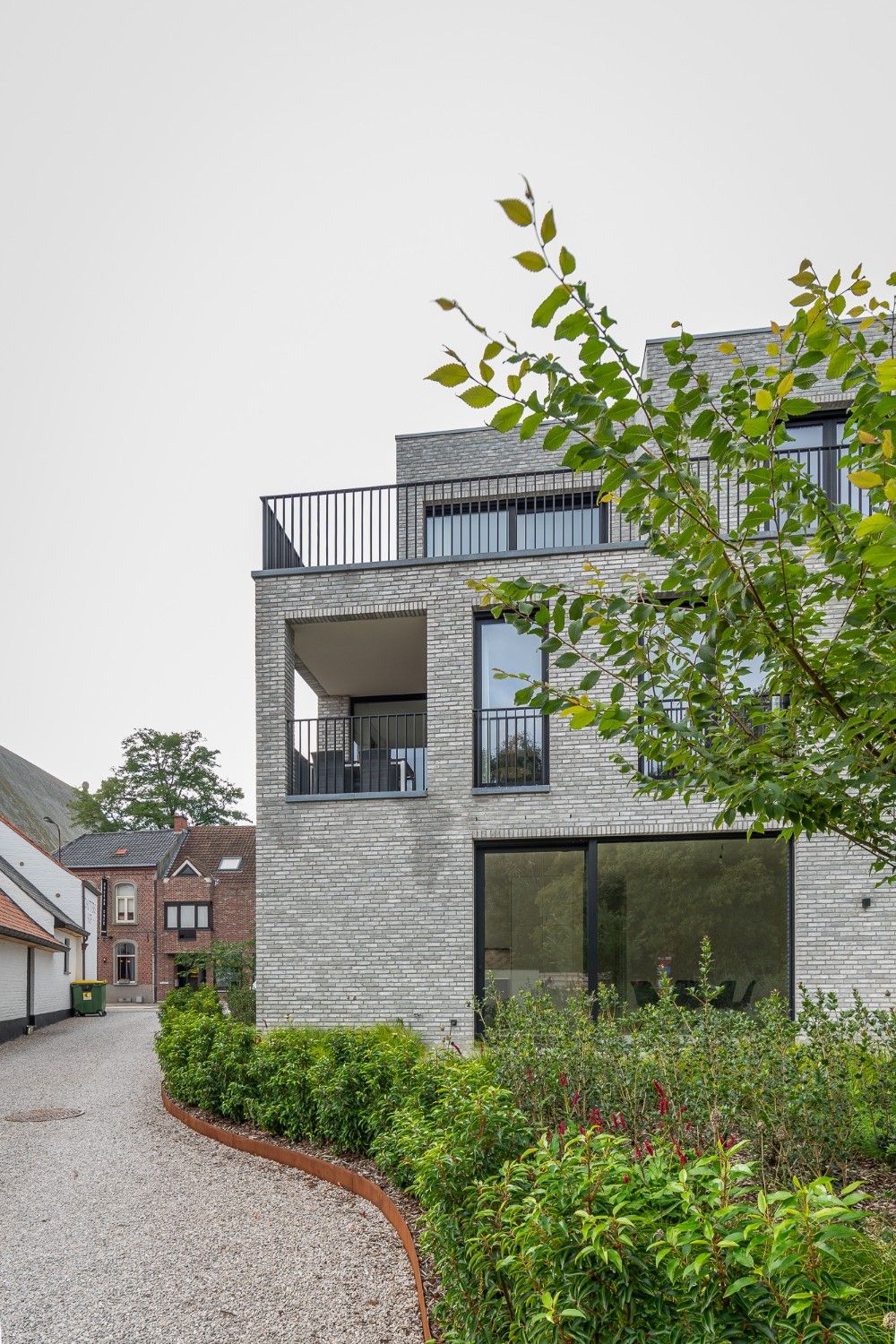 Ruim doorzonappartement op het gelijkvloers foto 11