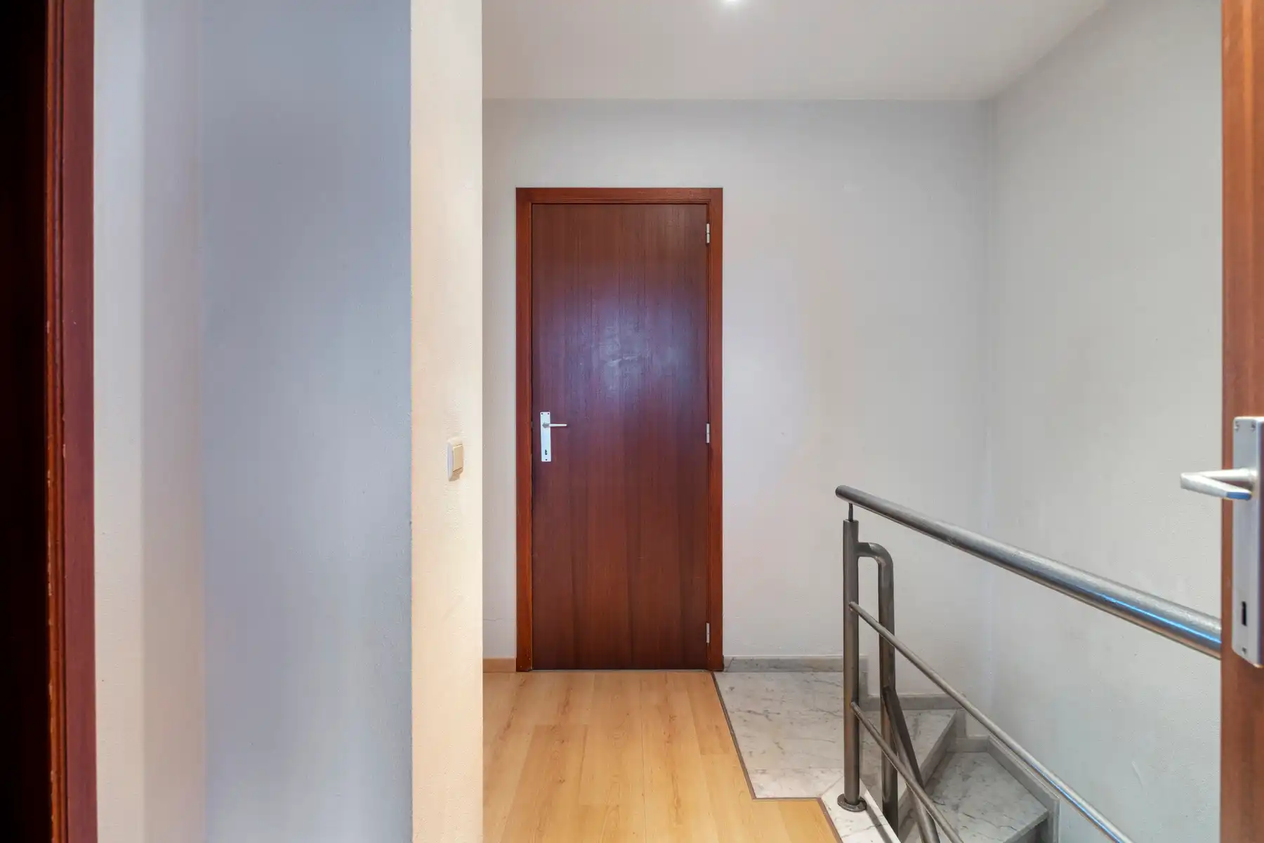 Ruim appartement met drie slaapkamers in centrum Wommelgem. foto 8