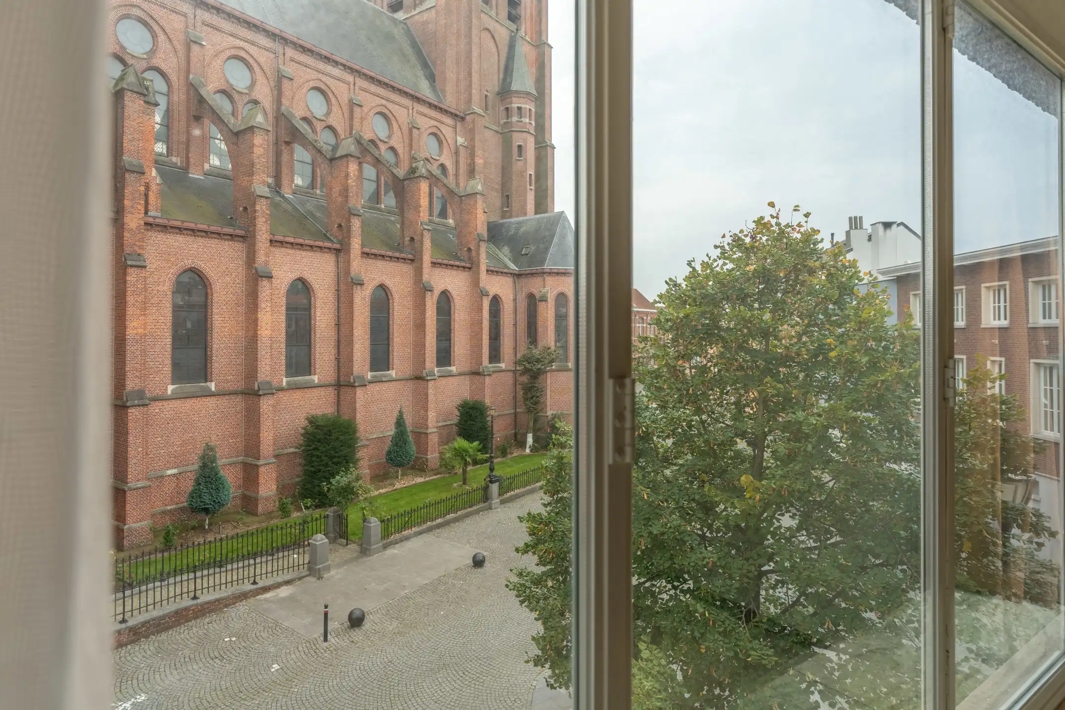 Te renoveren woning mét 1 slpk en garage op toplocatie te Turnhout  foto 25