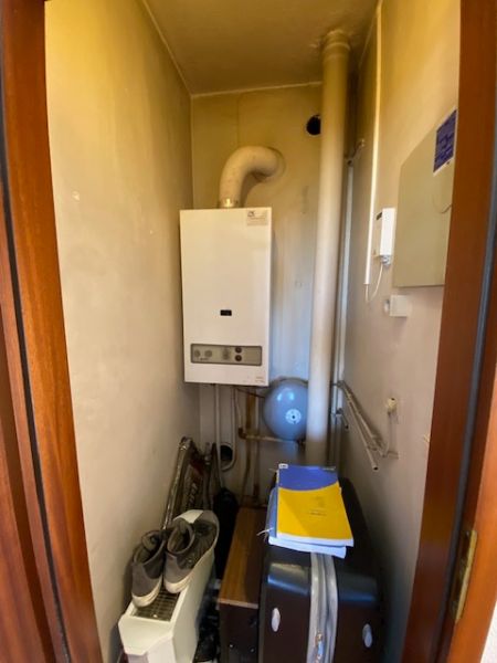 Gerenoveerd 3 slpk app centrum Geel parking en kelder inclusief! foto 13