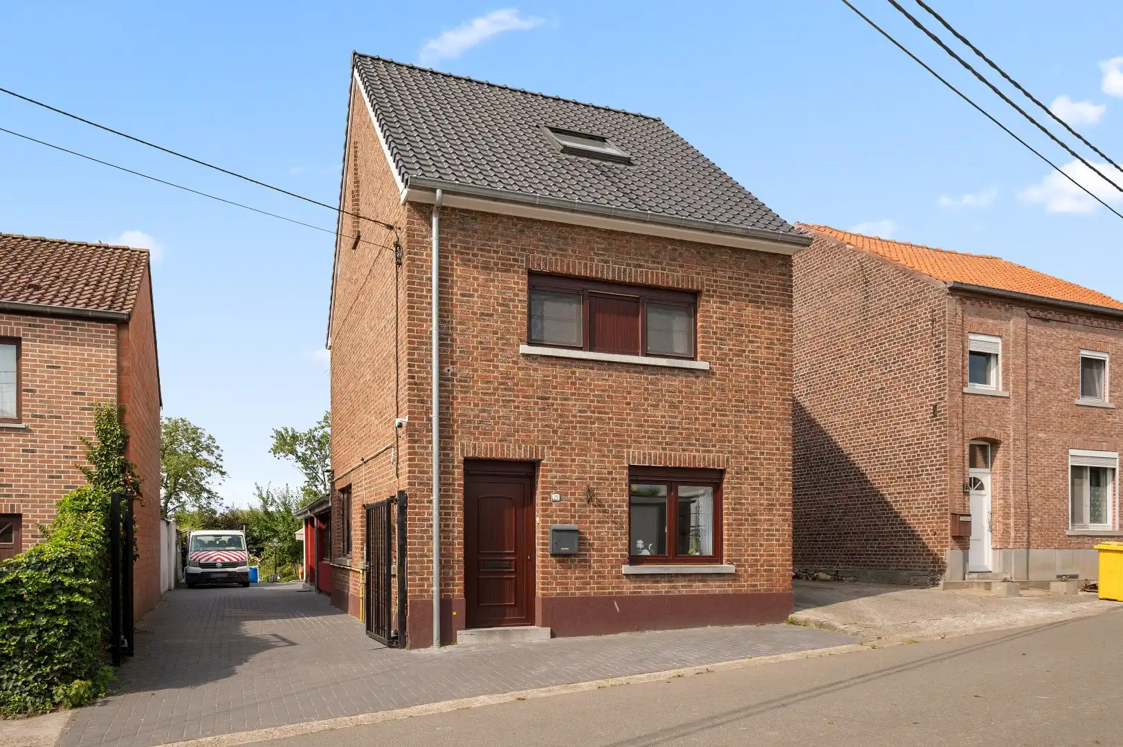 Instapklare gezinswoning met 4 slpks en ruime zuidwestgerichte tuin foto 29