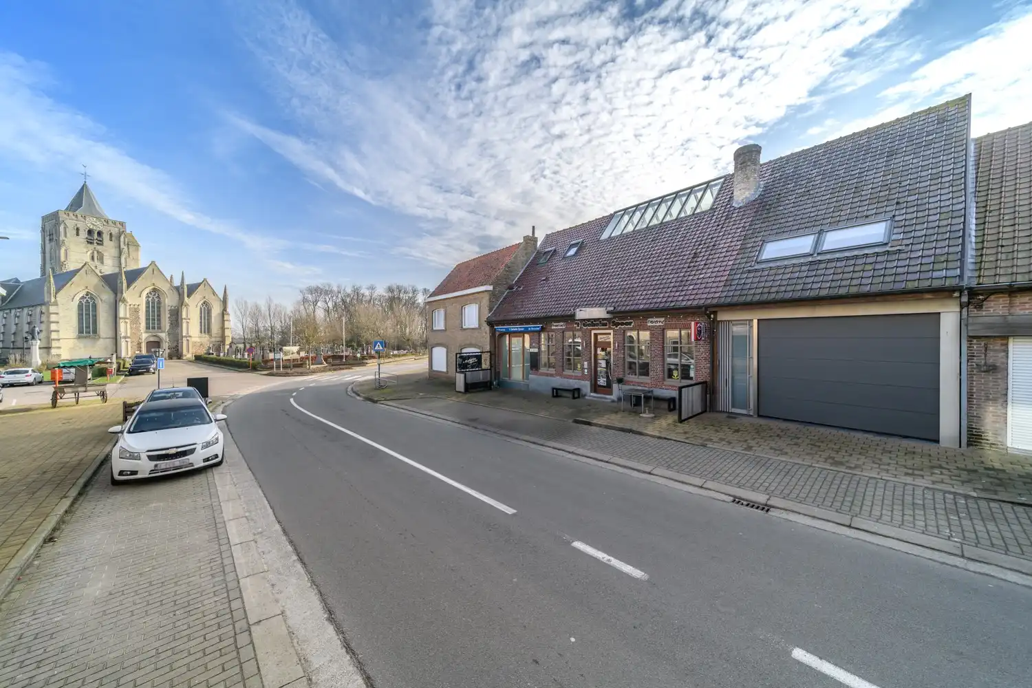 BEVEREN AAN DE IJZER: Handelszaak (momenteel horeca) met heel wat ruimte, woonst én zalige tuin op 1.150m² totale grondoppervlakte. foto 23
