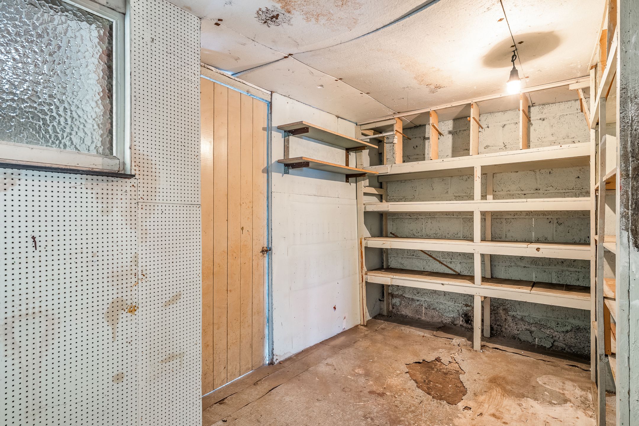 Halfopen gezinswoning met garage te Vlijtingen foto 10