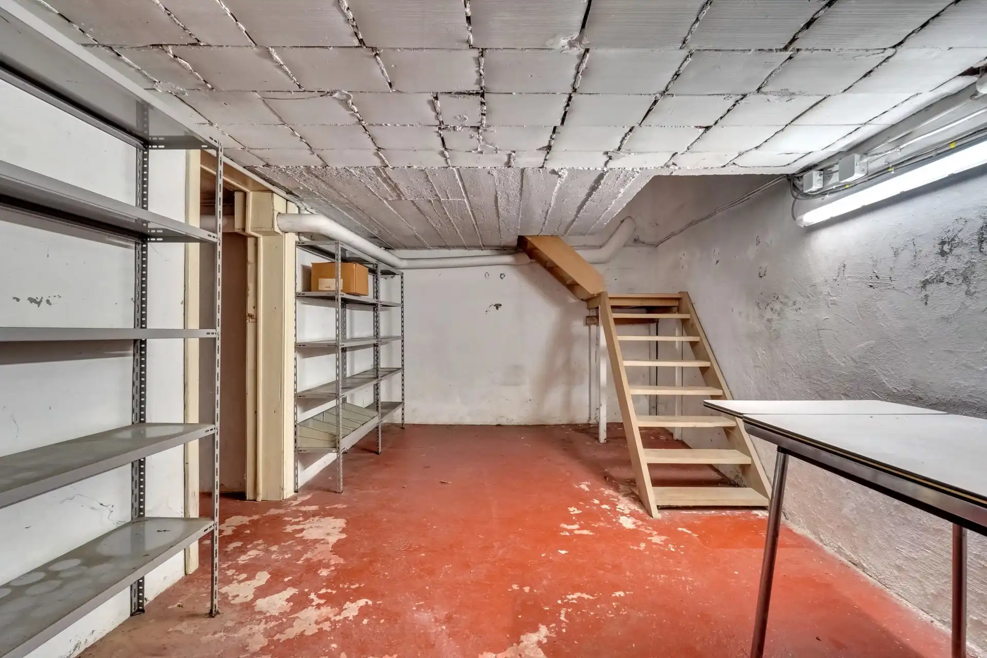 Ruime gezinswoning met 3 slaapkamers, garage en tuin foto 19