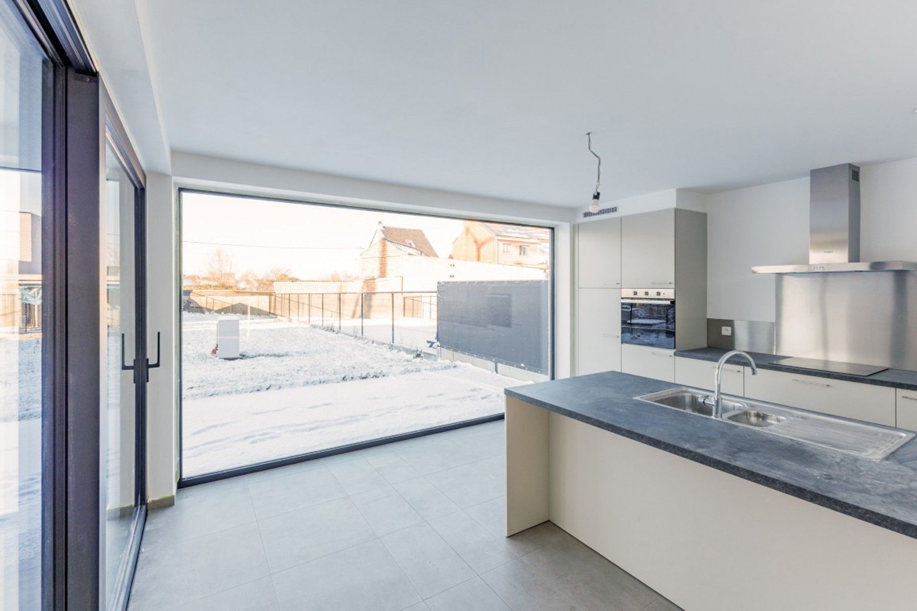 Ruime nieuwbouwwoning foto 9