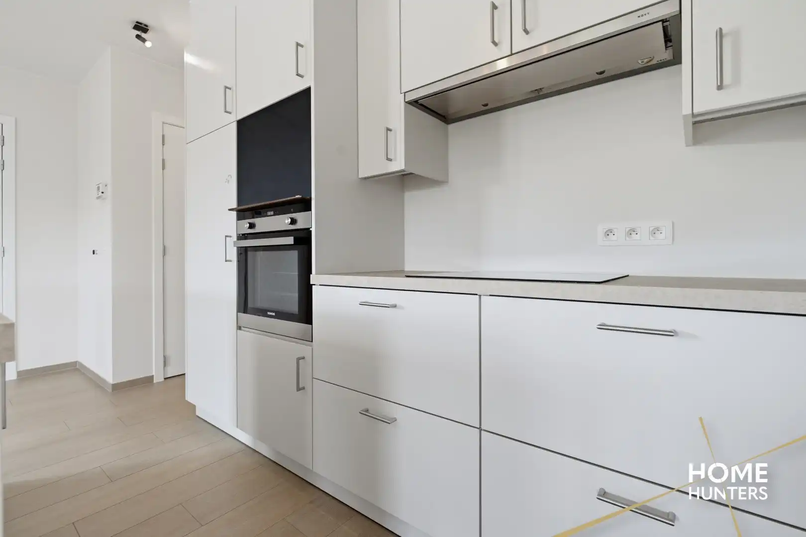 Modern en energiezuinig appartement met aangenaam terras in Roeselare foto 6
