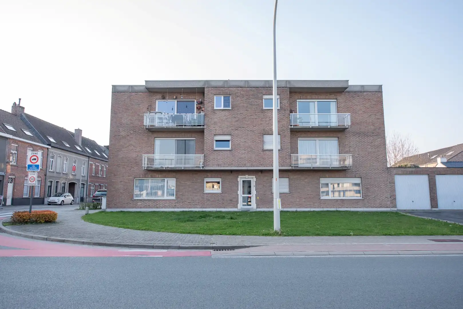 Ruim 3-slaapkamerappartement met terras TE KOOP aan de Leie in Deinze foto 11