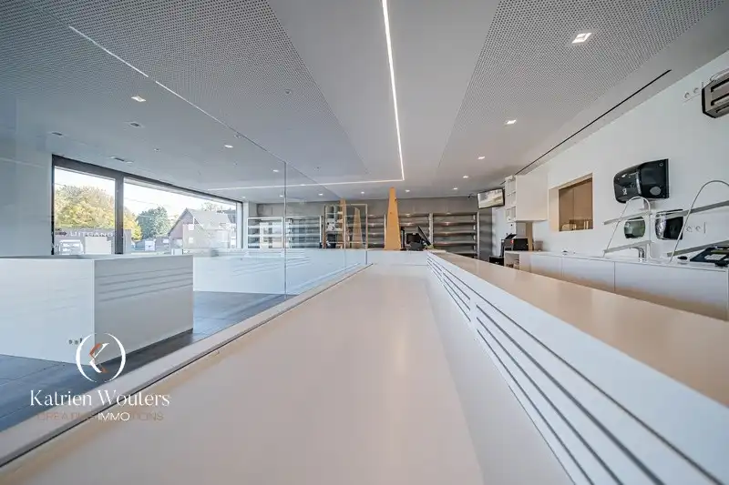 Woning met handelsruimte én enorm veel potentieel foto 22