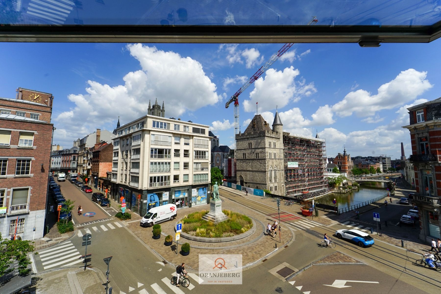 Instapklaar hoekkantoor met 5 ruimtes aan François Laurentplein foto 14