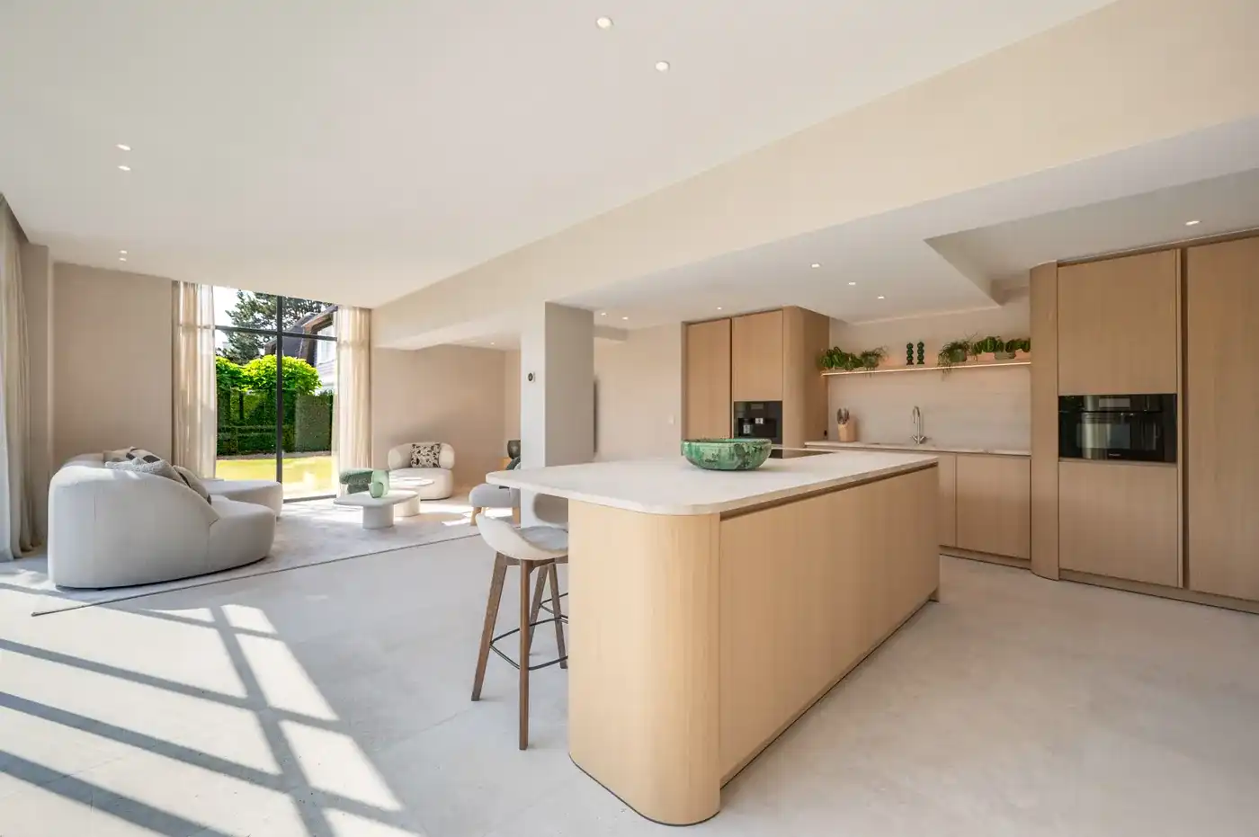 Elegante gerenoveerde villa aan de rand van het Zoute genietend van alle privacy foto 8