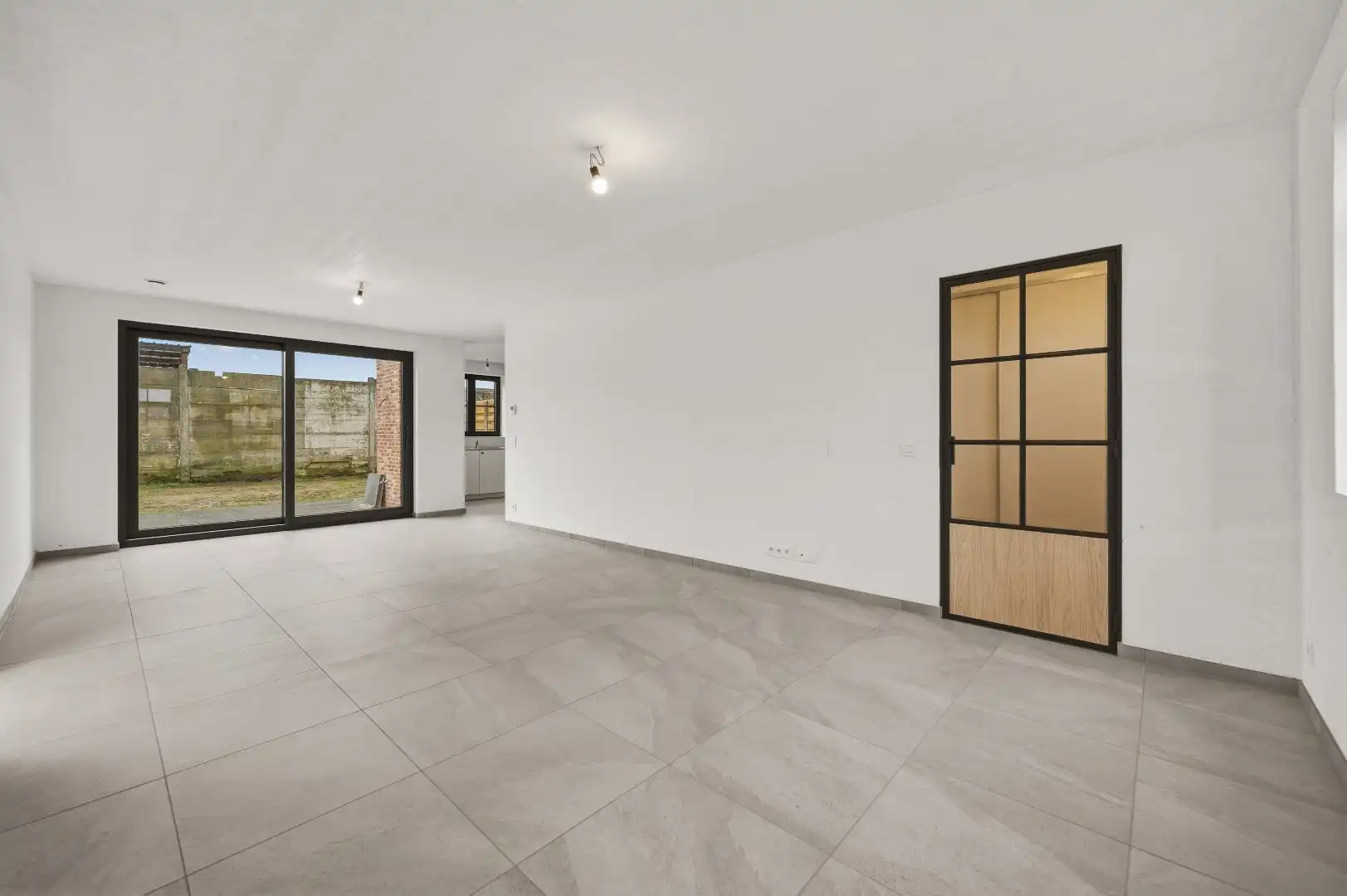 Prachtige nieuwbouw half open bebouwing met tuin en 3 slaapkamers te Zoutleeuw. foto 4