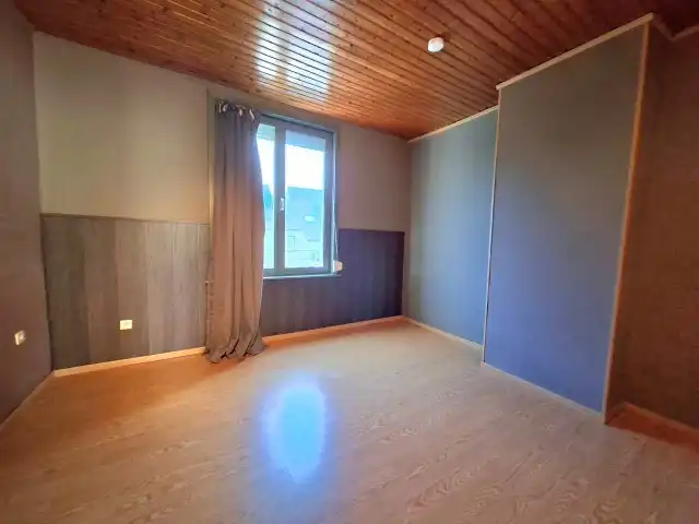 Toffe rijwoning met uitweg foto 9