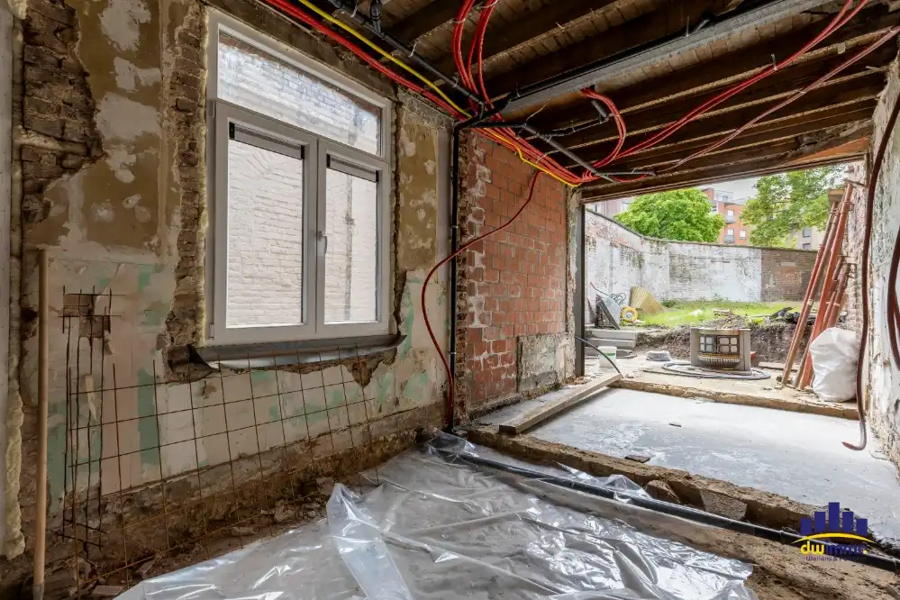 Te koop – stijlvolle herenwoning in renovatie op topligging in Izegem foto 5