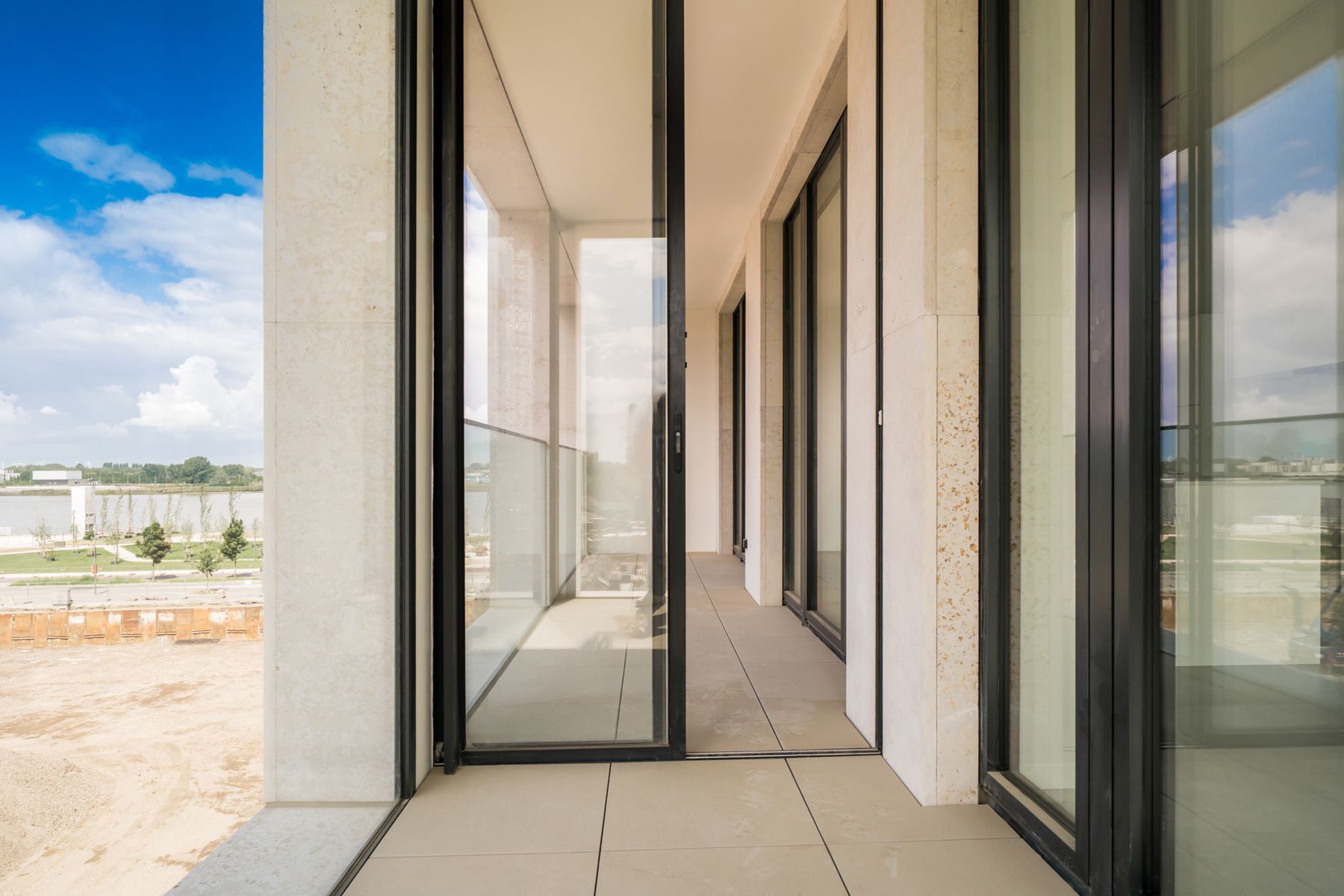 Nieuw-Zuid - Instapklaar appartement met zicht op de Schelde foto 15