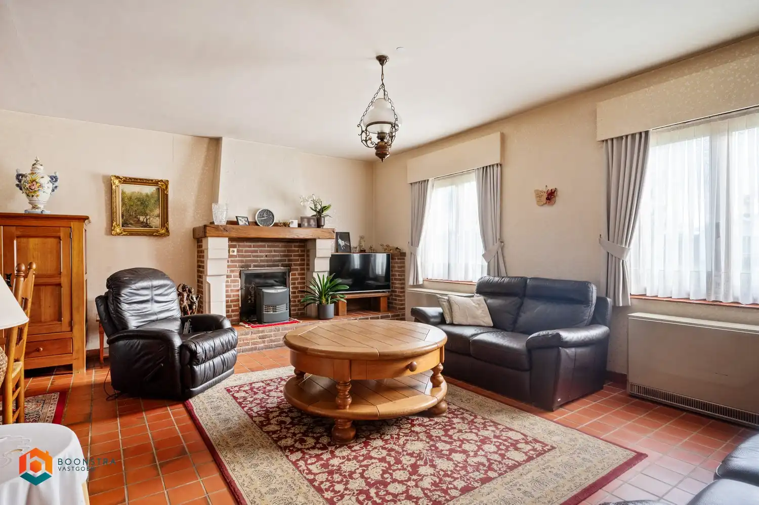 Te renoveren woning met 4 slpkrs en magazijn van 360m² op ruim perceel van 5730m² foto 13