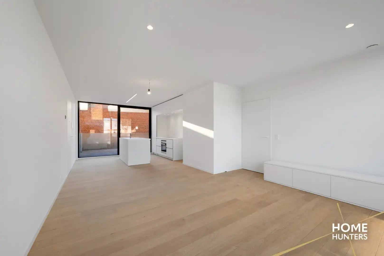 Luxueus afgewerkt appartement met 2 slaapkamers, terras en staanplaats foto 3