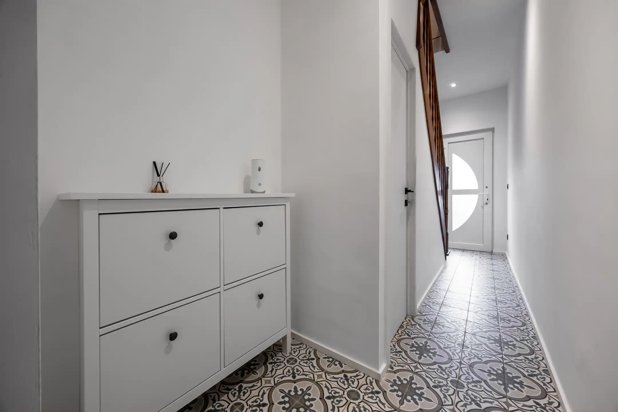 Volledig gerenoveerde woning in het hart van Wijnegem foto 17