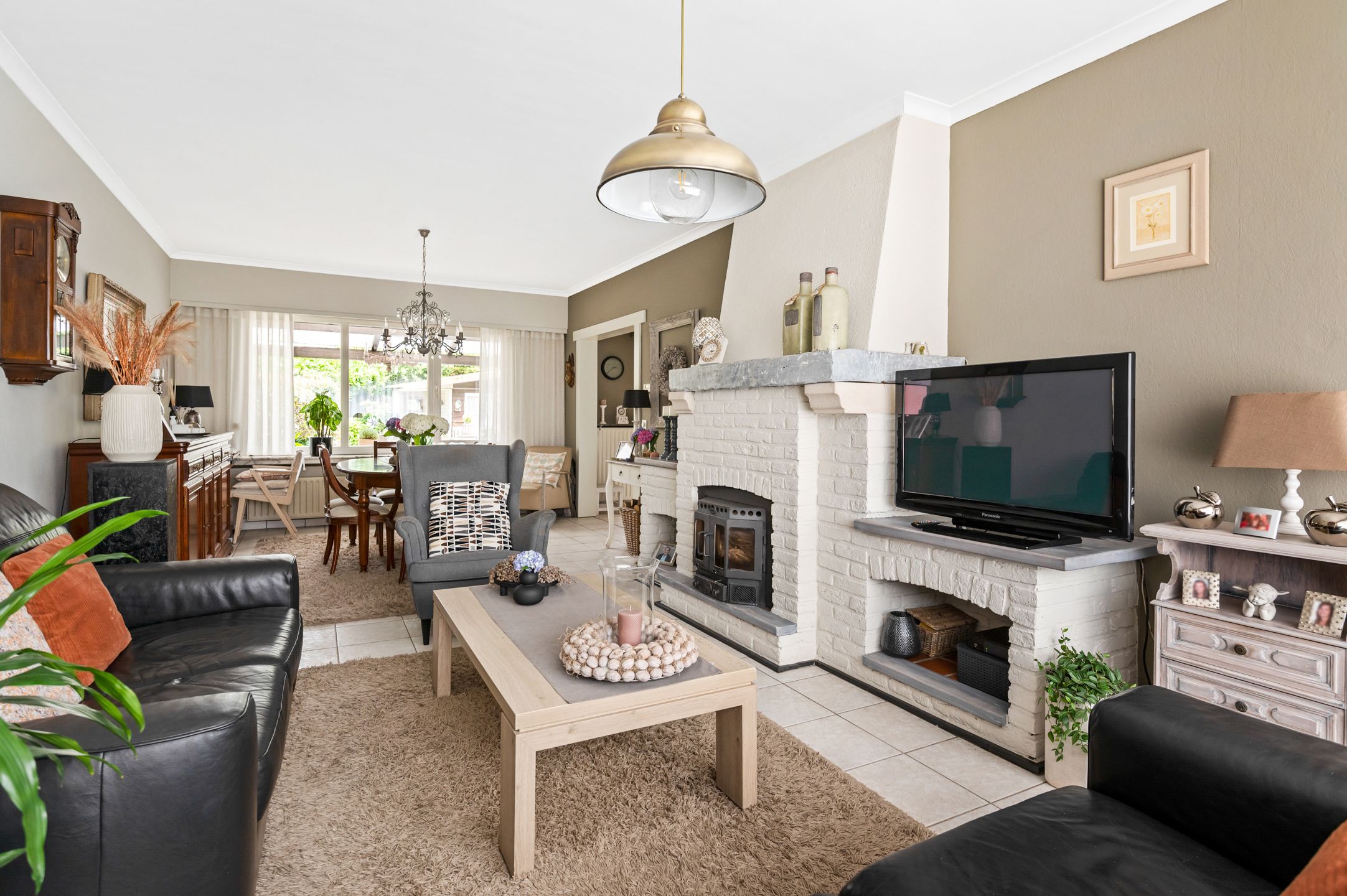 Instapklare woning met 4 slpks op gunstige ligging foto 6