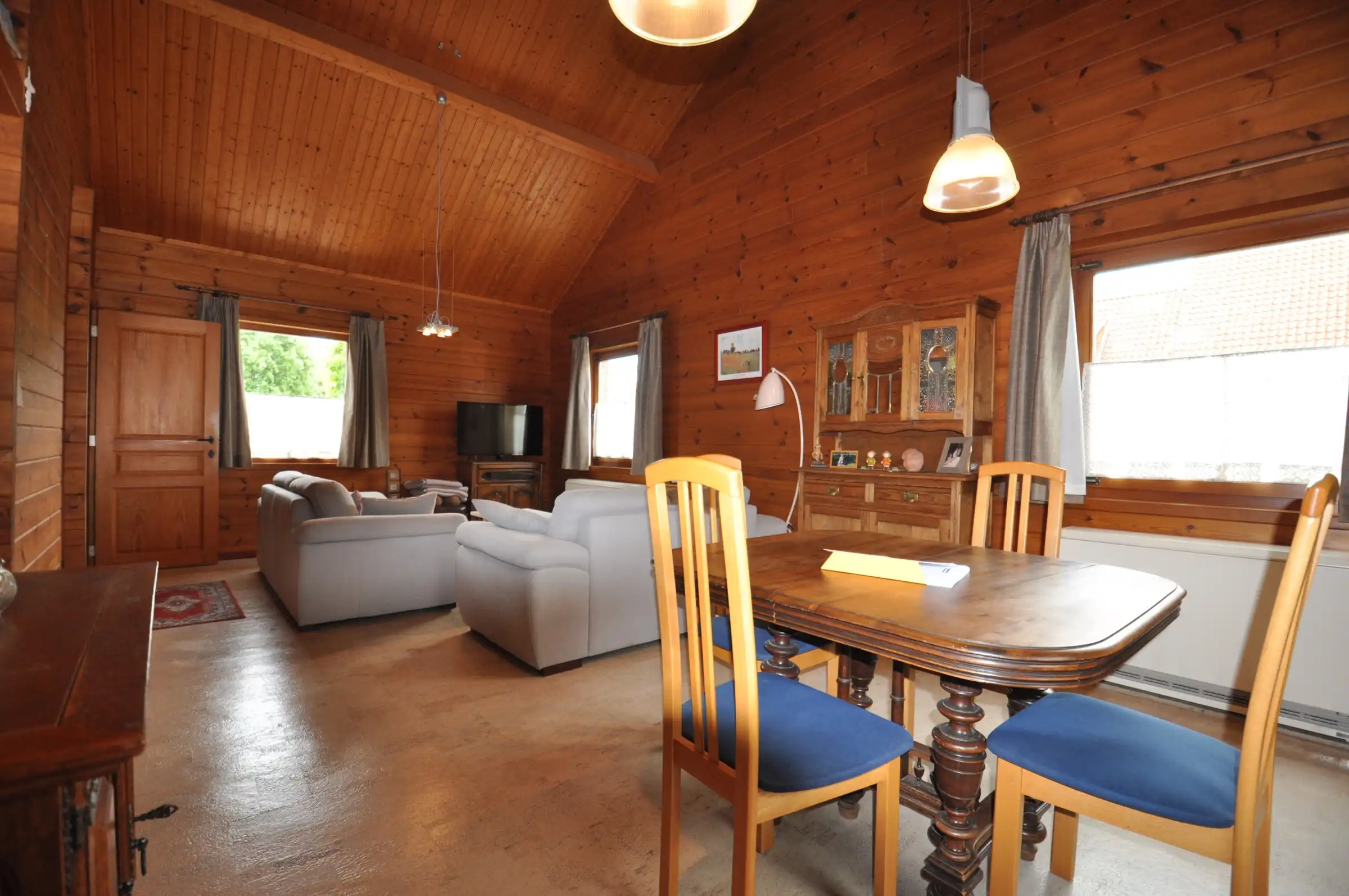 Alleenstaande woning te Oudenburg ! foto 5