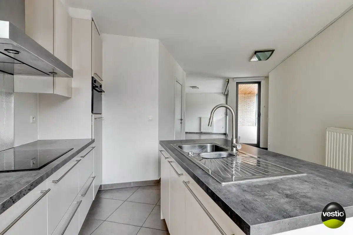 Instapklaar appartement met 2 slaapkamers en royale terrassen te Hoeselt foto 10