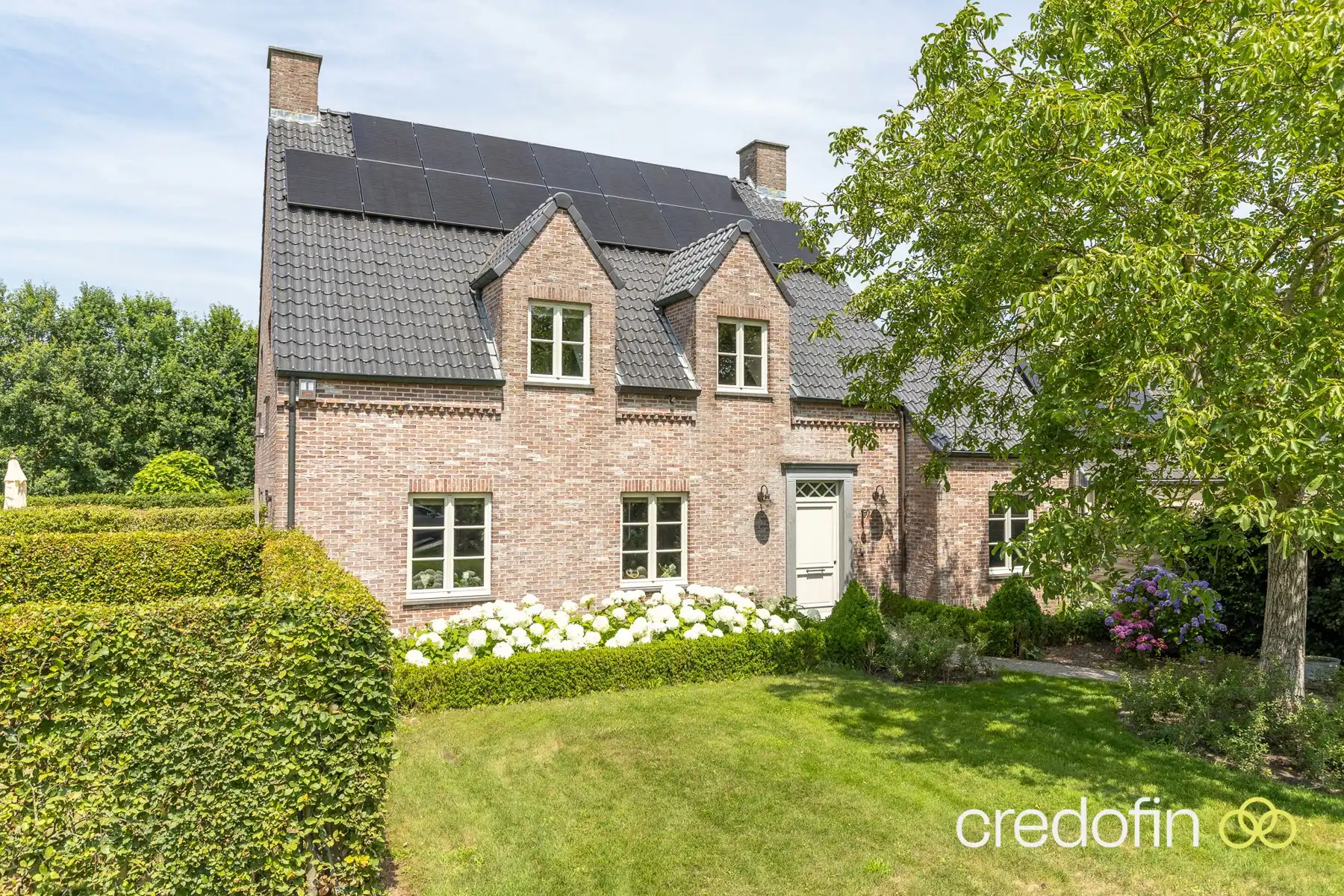 Exclusieve villa op een prachtig domein van 3.393 m² in het hart van het Meetjesland foto 2