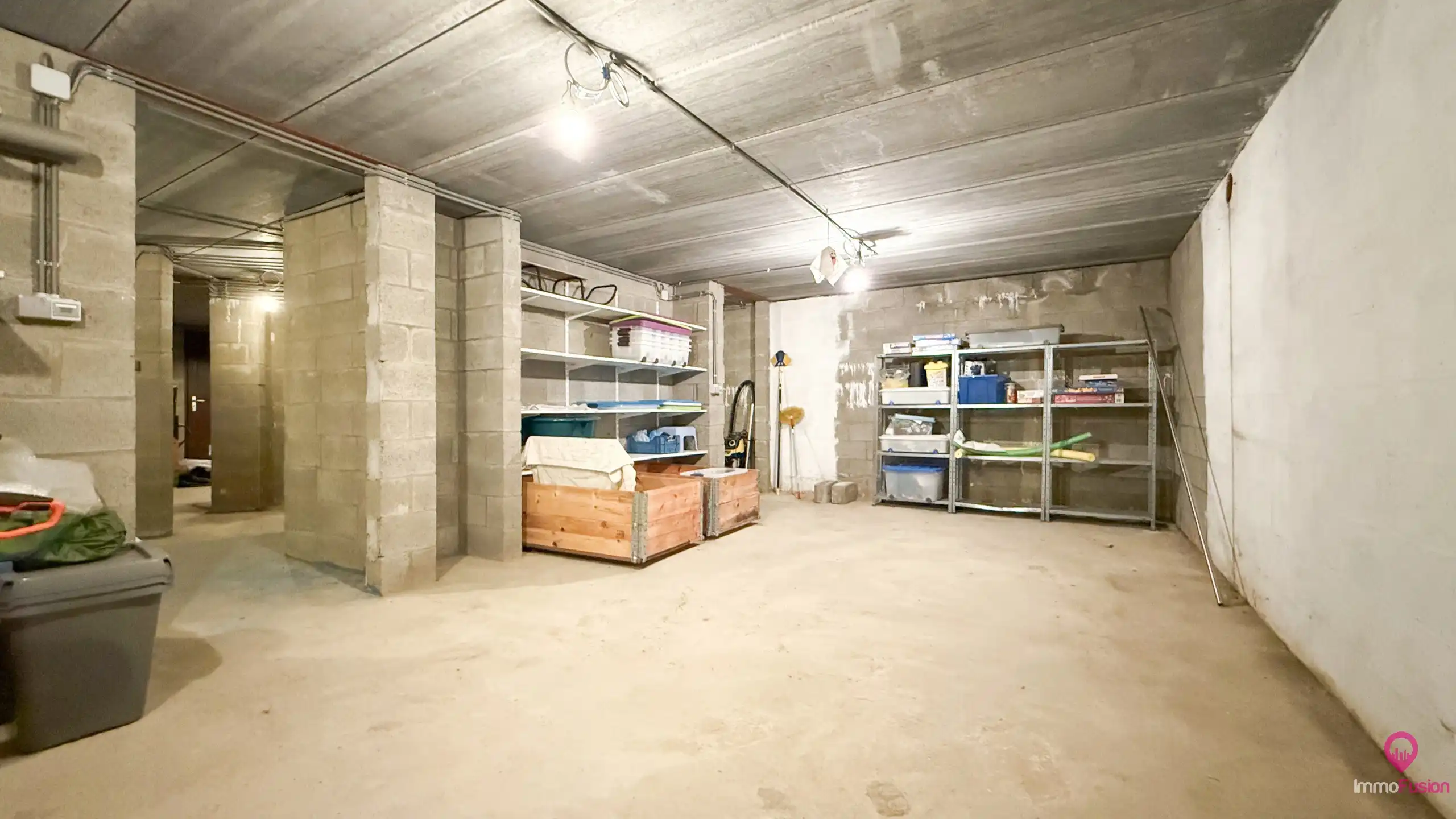 Instapklare woning met 4 slpks, inpandige garage + kelder!  foto 28